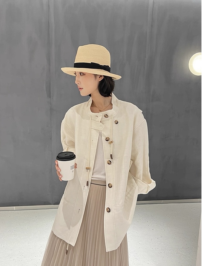“High-Quality Italian Linen Women’s Suit with Two-Colored Coats in Top Edition” - 图片 3