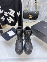 Chanel Good
 Short Boots Women Gold Hardware Cowhide Sheepskin Fall/Winter Collection Fashion