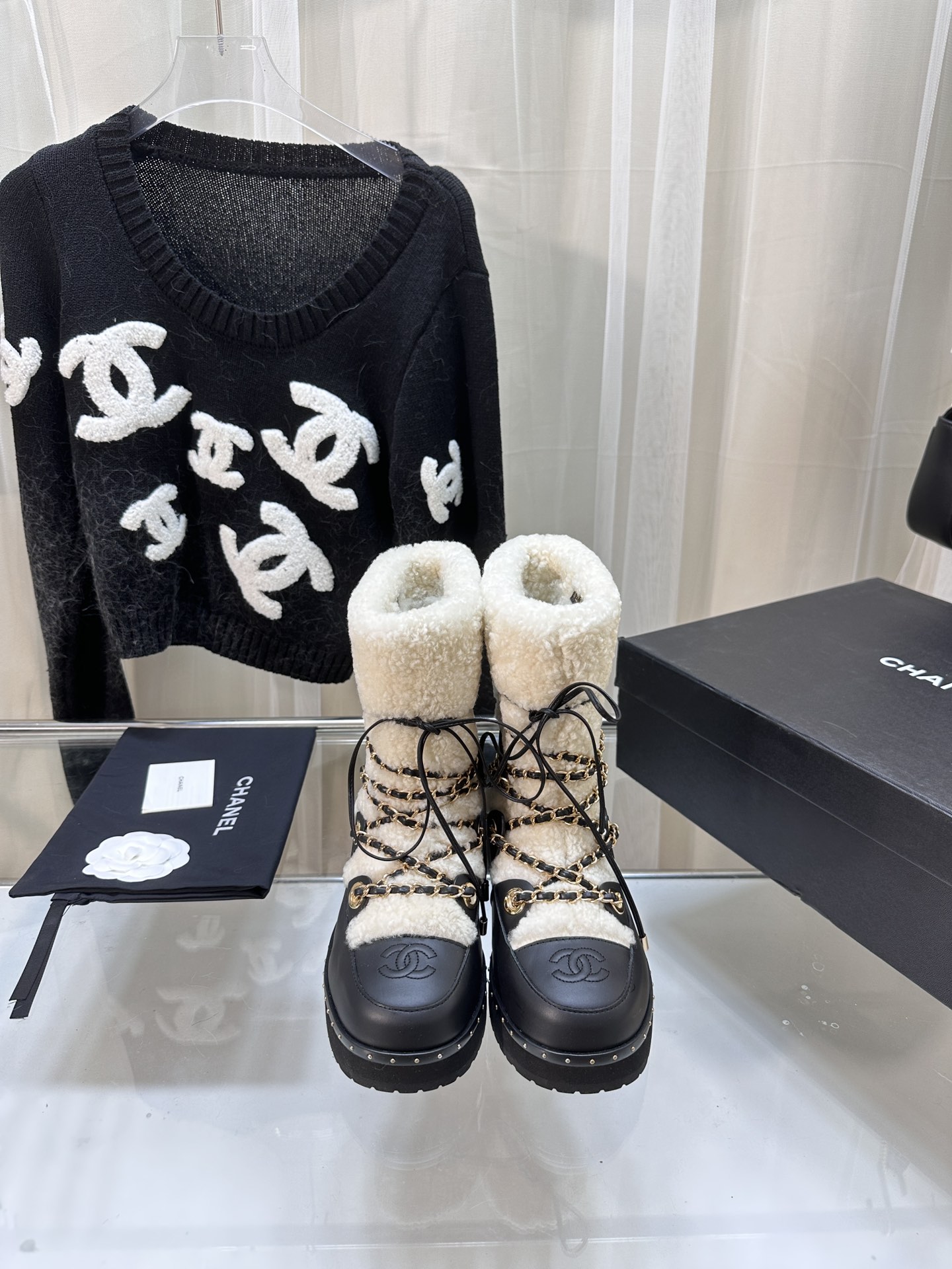 Chanel Short Boots Gold Calfskin Cowhide Wool Fall/Winter Collection Chains