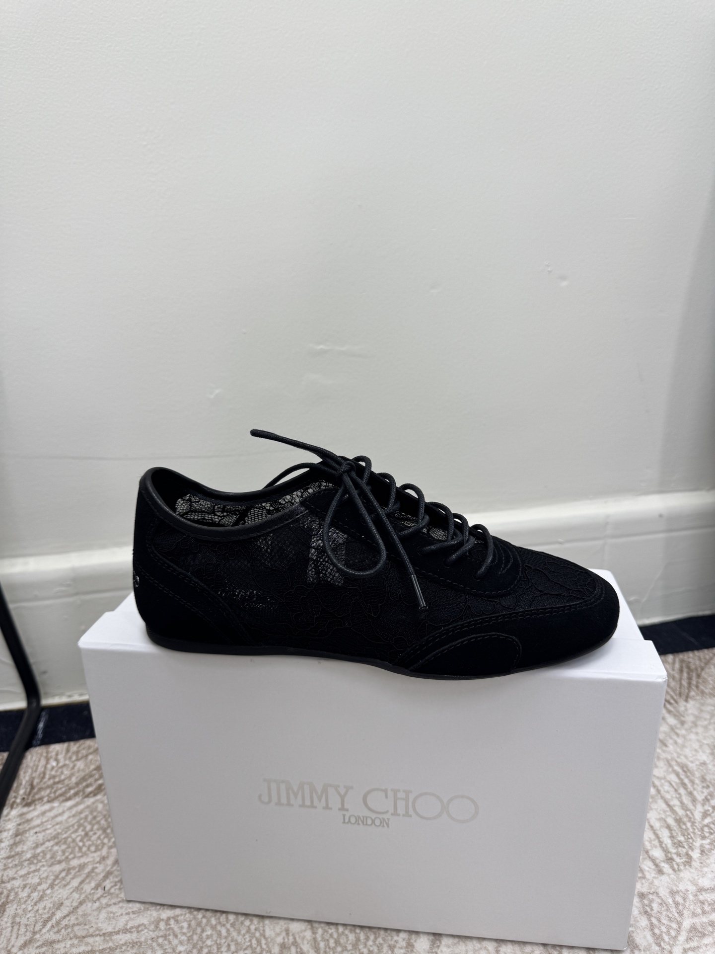 Женские кроссовки Jimmy Choo с сетчатым верхом