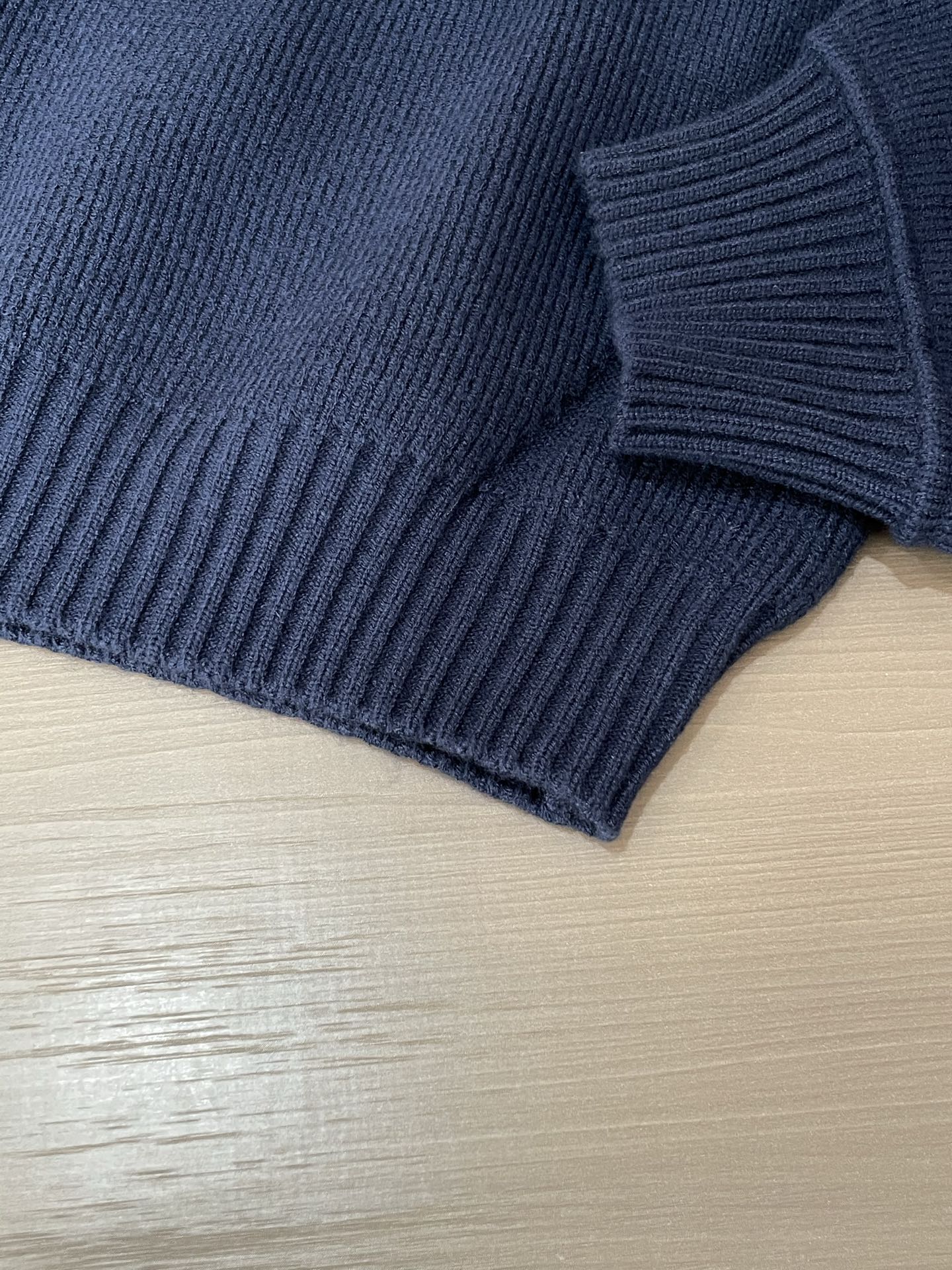 TB 2025秋冬，渠道的精品狠货！！！今年最好看的休闲羊毛衣闭眼入！甄选新西兰进口羊毛混纺面料满足各种