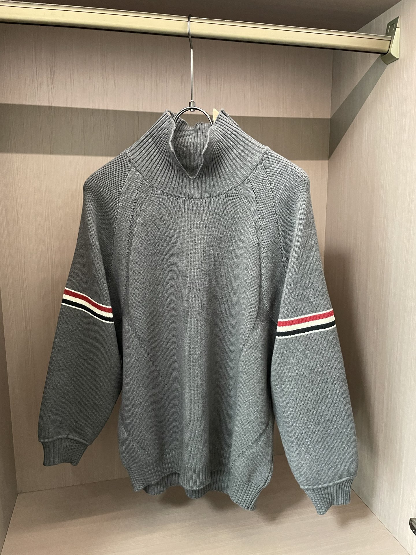 TB 2025秋冬，渠道的精品狠货！！！今年最好看的休闲羊毛衣闭眼入！甄选新西兰进口羊毛混纺面料满足各种