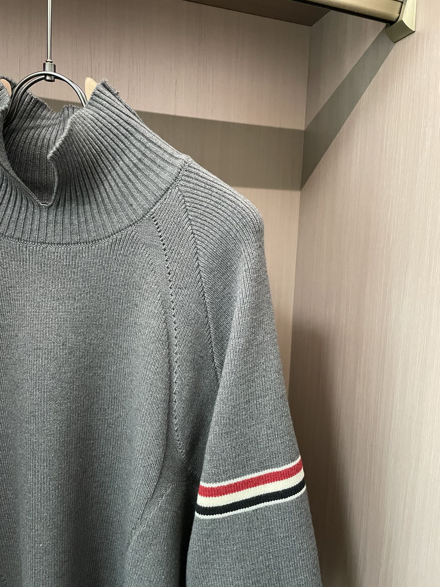 TB 2025秋冬，渠道的精品狠货！！！今年最好看的休闲羊毛衣闭眼入！甄选新西兰进口羊毛混纺面料满足各种