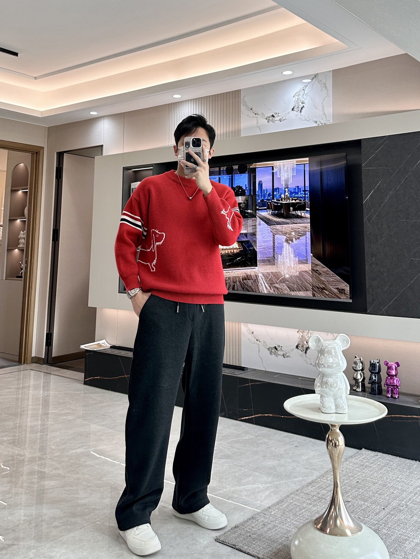 · TB 重磅推荐！2025aw秋冬新款 专柜同步 时尚经典基础款针织衫 秋冬必备款 采用针织衫加厚毛衣