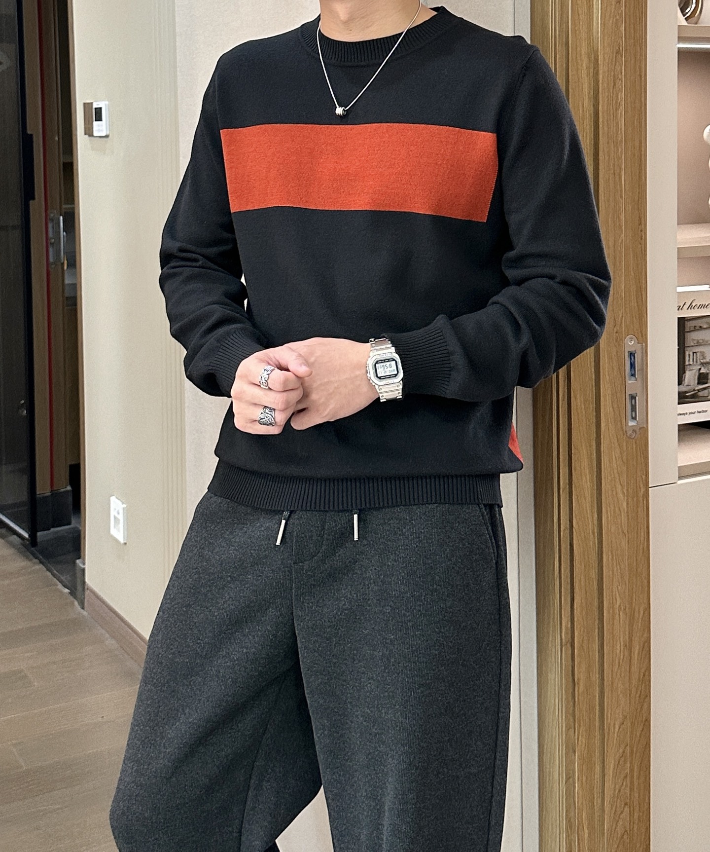 NO:655491,Ermenegildo Zegna highly recommended!  aw new autumn and winter styles, synchronized with counters, fashionable classic basic sweaters, must-have styles for autumn and winter, using thickened knitted sweaters, exquisite, simple and elegant, brand element embellishment design, not too complicated craftsmanship, playing with the fusion of design and materials, simple European style, a perfect base for autumn and winter!  Size M-3xL,,zegna,sweaters,alexander wang19860909杰尼亚 重磅推荐！aw秋冬新款 专柜同步 时尚经典基础款针织衫 秋冬必备款 采用针织衫加厚毛衣,精致简洁大方 品牌元素点缀设计 没有过多复杂的工艺 玩的就是设计与材质的融合 简约的欧风 秋冬季打底神器！尺码M-3xL,,zegna,sweaters,alexander wang,Men's clothing