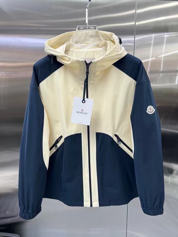 NO:499532,Mo** 2025 early autumn new jacket Original 1:1 custom hardware accessories are fully imported and customized. Welcome to counter comparison. Super soft Super heavy fabric has a perfect fit. Pay attention to the super comfortable fabric. Exclusive model. Non-market goods. Same size for men and women. M-XXXL. Black and blue.,, jackets & coats, alexander wang19860909Mo** 2025早秋款新款夹克 原版1:1订制五金配件全进口原版定制 欢迎专柜对比 超柔软 超级重面料做工杠杠的版型完美 注意面料超舒服 独家款 非市场货 男女同款尺码M一XXXL 黑色蓝色.,,jackets & coats,alexander wang,Men's clothing