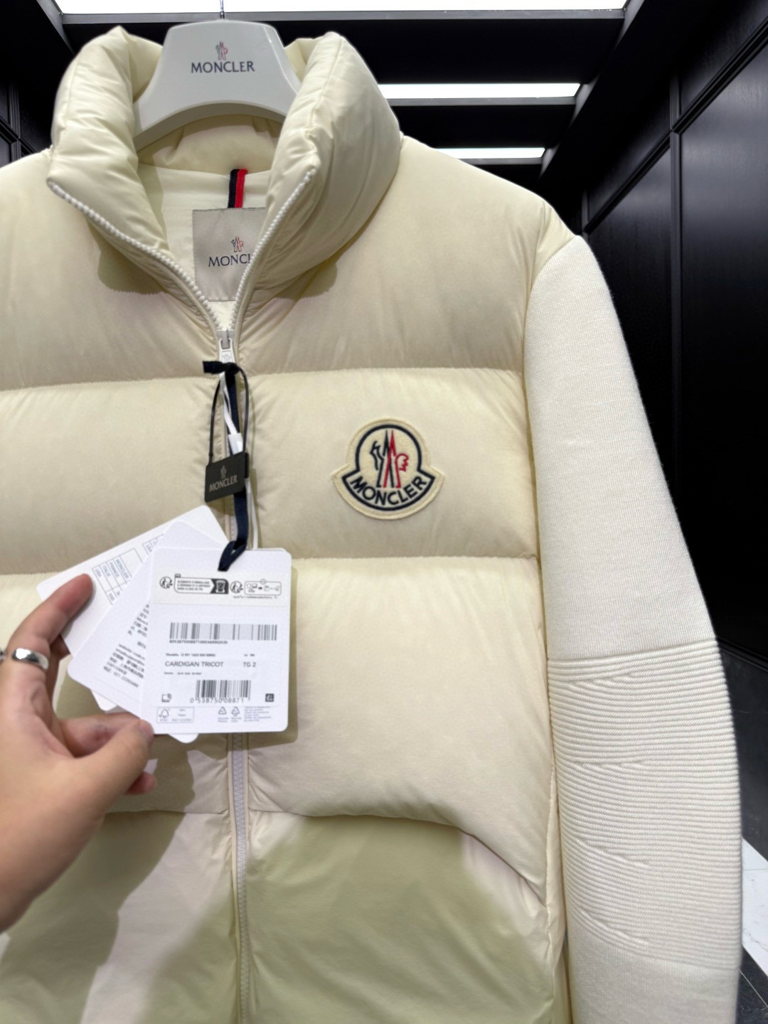 Moncler** 2025秋冬大标Logo刺绣厚款cardigan tricot拼接男士加厚加衬羊毛开