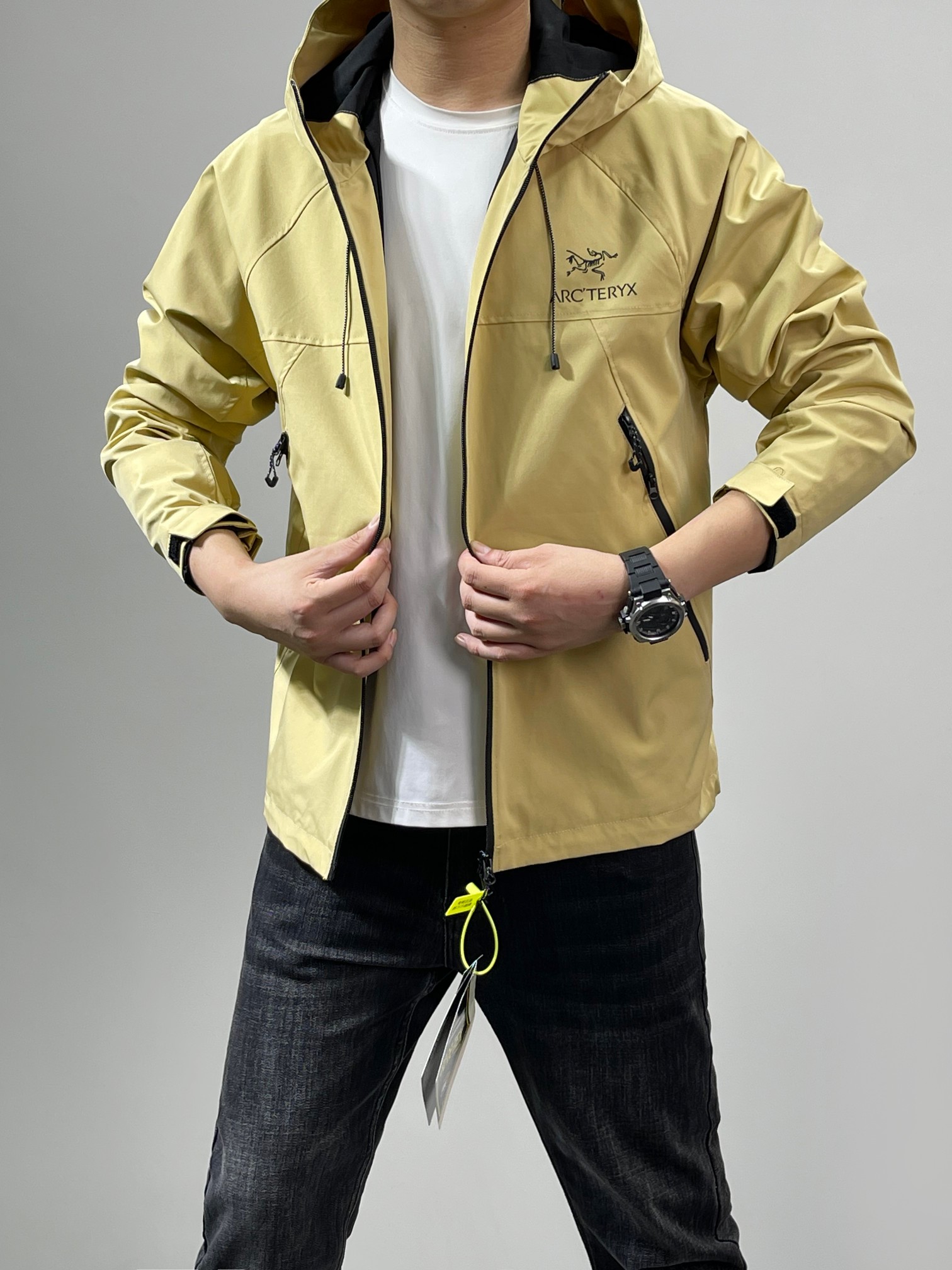 Arc’teryx Original Bird Gore-Tex Waterproof Soft-Shell Assault Suit – Features, Design, and Sizing - 图片 2