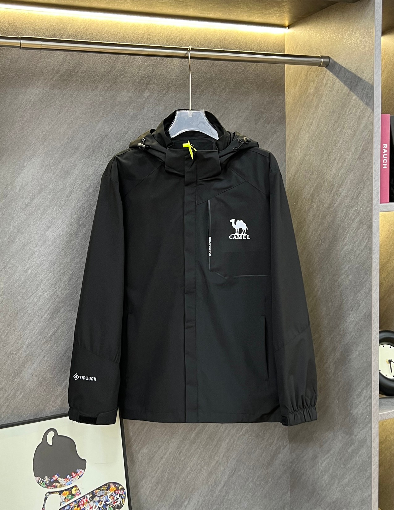 Cameron Camel’s Hooded Hat Coat: Urban Adventure Battle Suit for Fall - 图片 7