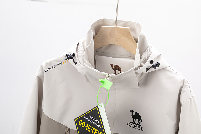 Cameron Camel’s Hood Outdoor Hat Coat: Waterproof, Windproof, and Stylish Adventure Gear - 图片 4