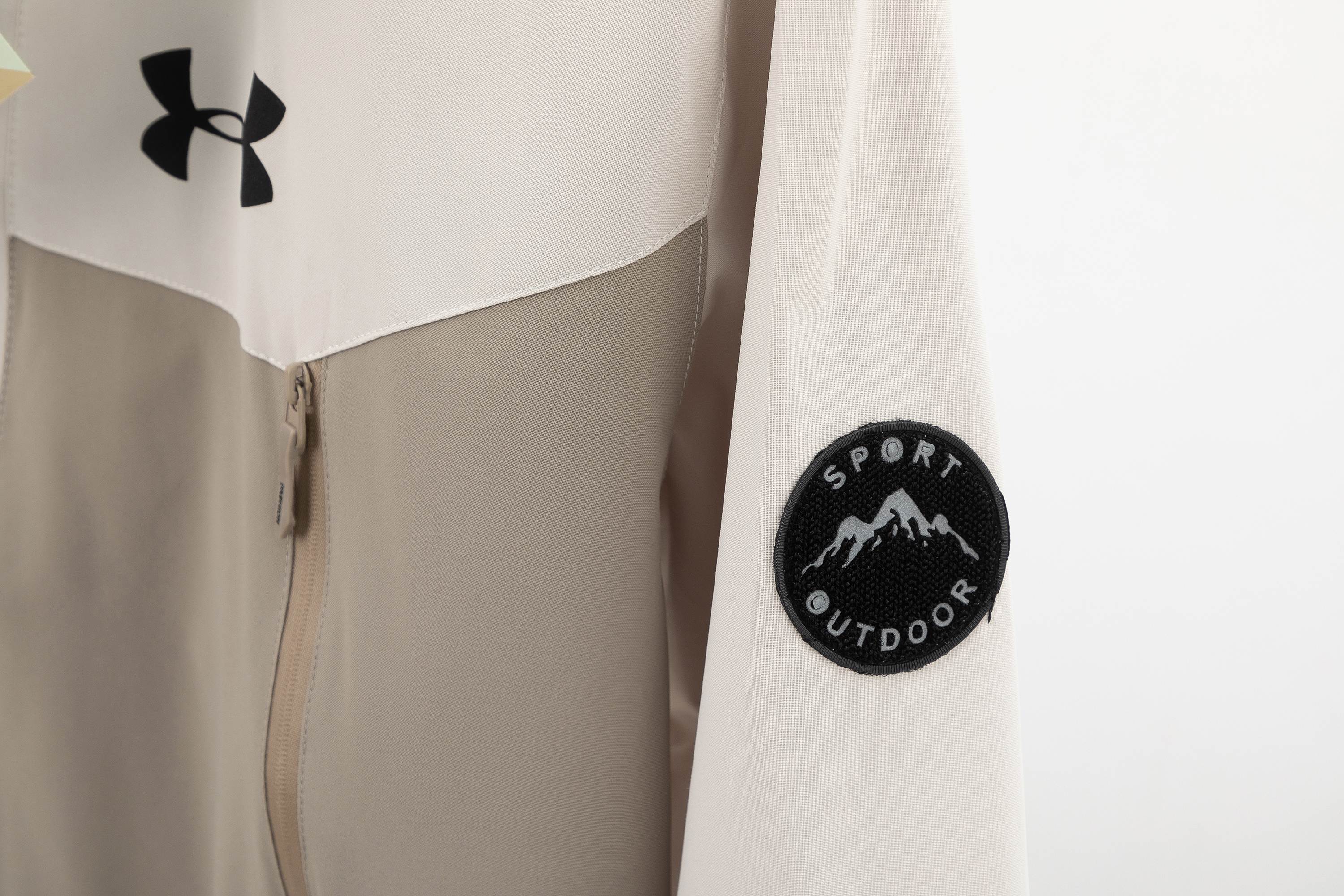 U.A. Andrema Recreational Sports Assault Suit with Hood-Nets, Stereo-Cutting, and Comfortable Fit - 图片 6
