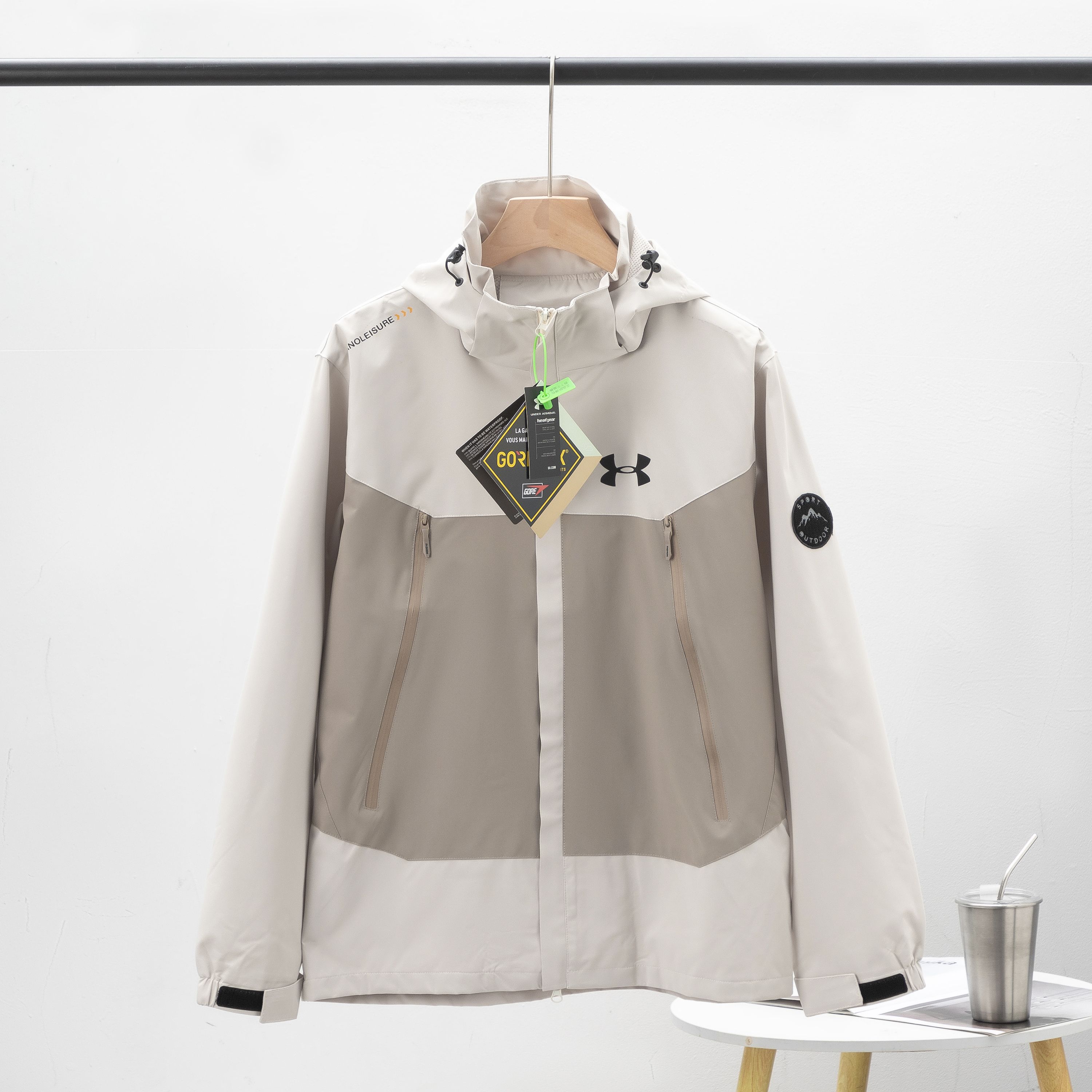 U.A. Andrema Recreational Sports Assault Suit with Hood-Nets, Stereo-Cutting, and Comfortable Fit - 图片 2