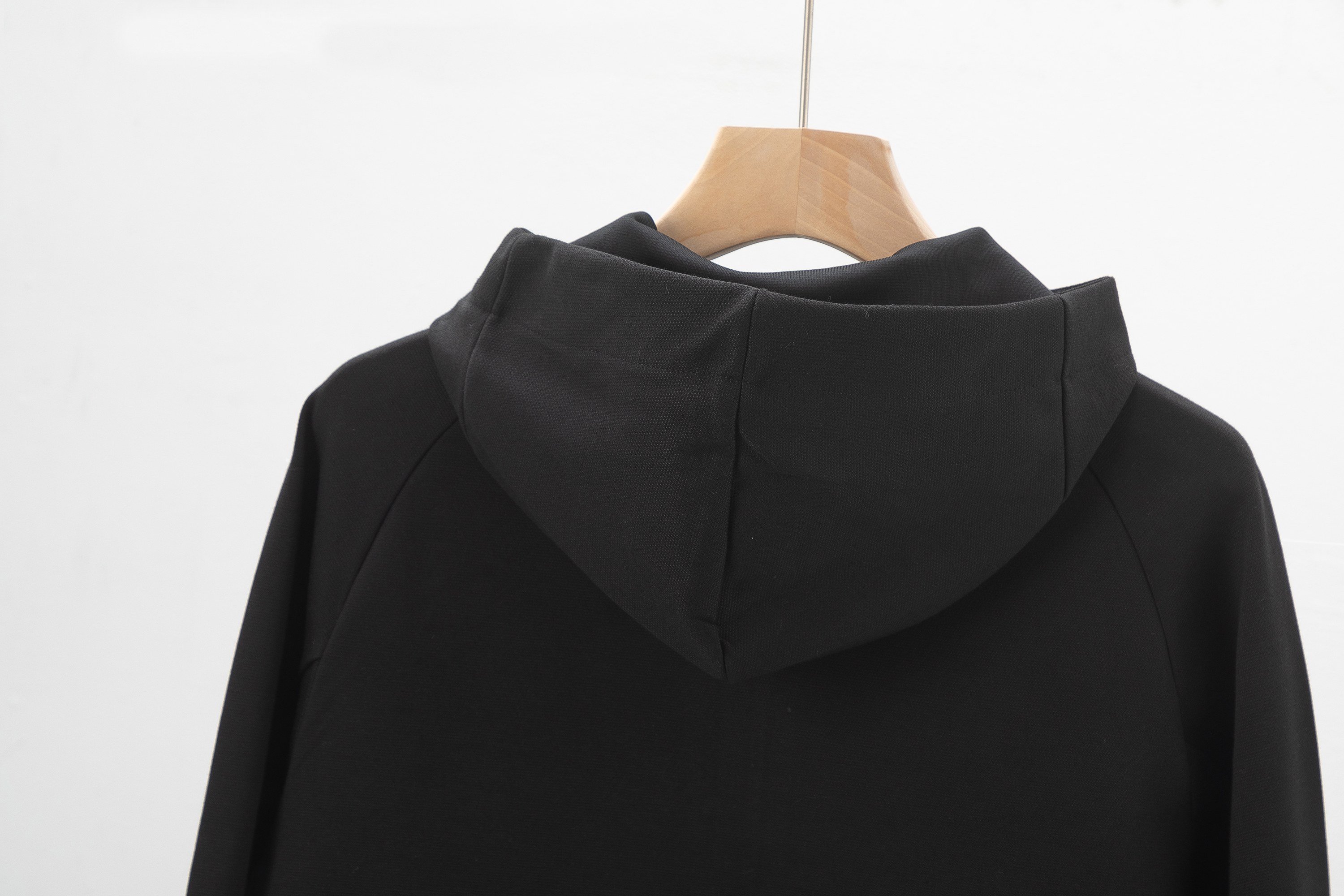 High-End Waterproof Men’s Suit with Gore-Tex Fabric, Exclusive Custom Edition - 图片 6
