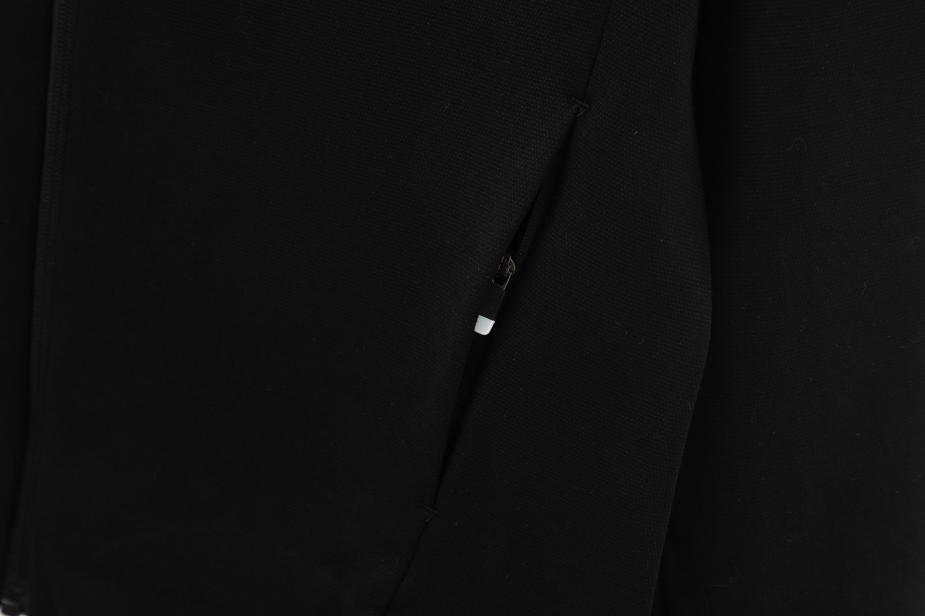 High-End Waterproof Men’s Suit with Gore-Tex Fabric, Exclusive Custom Edition - 图片 9