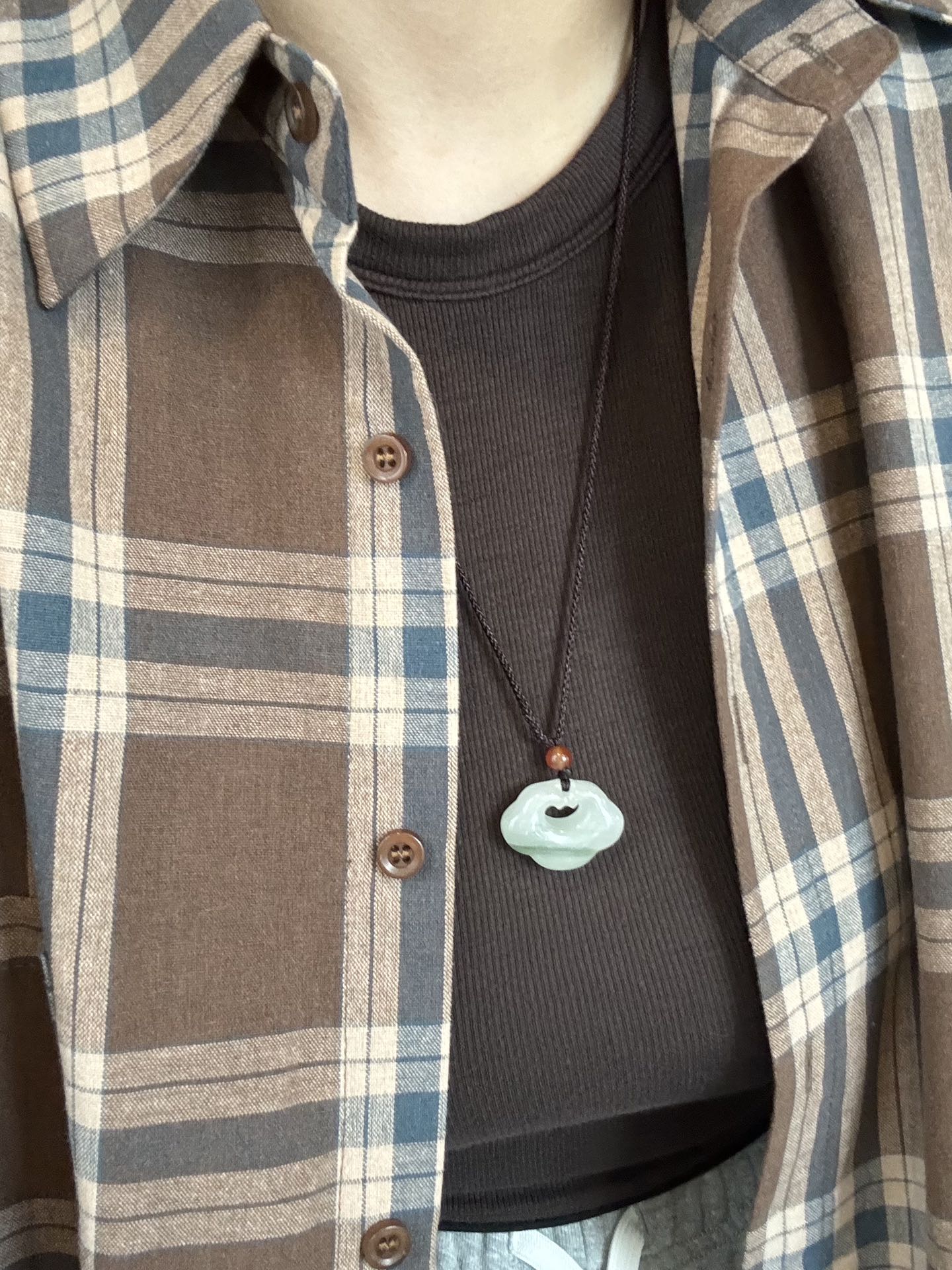 versatile for wear as either a standard necklace or a long pendant chain - Comprehensive 3