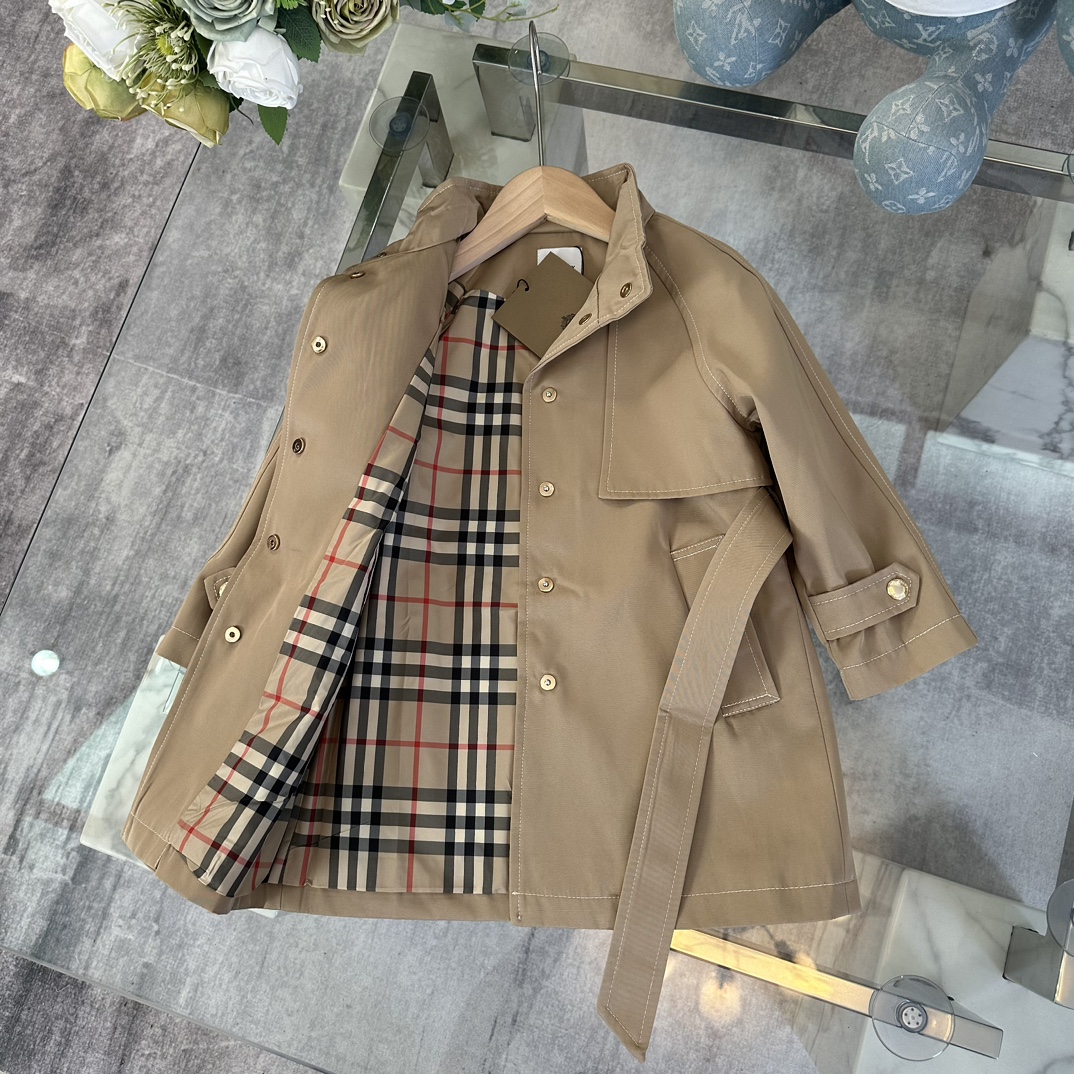 博柏利 Burberry 高级成衣风衣外套及大衣服饰 #02151AE6 7