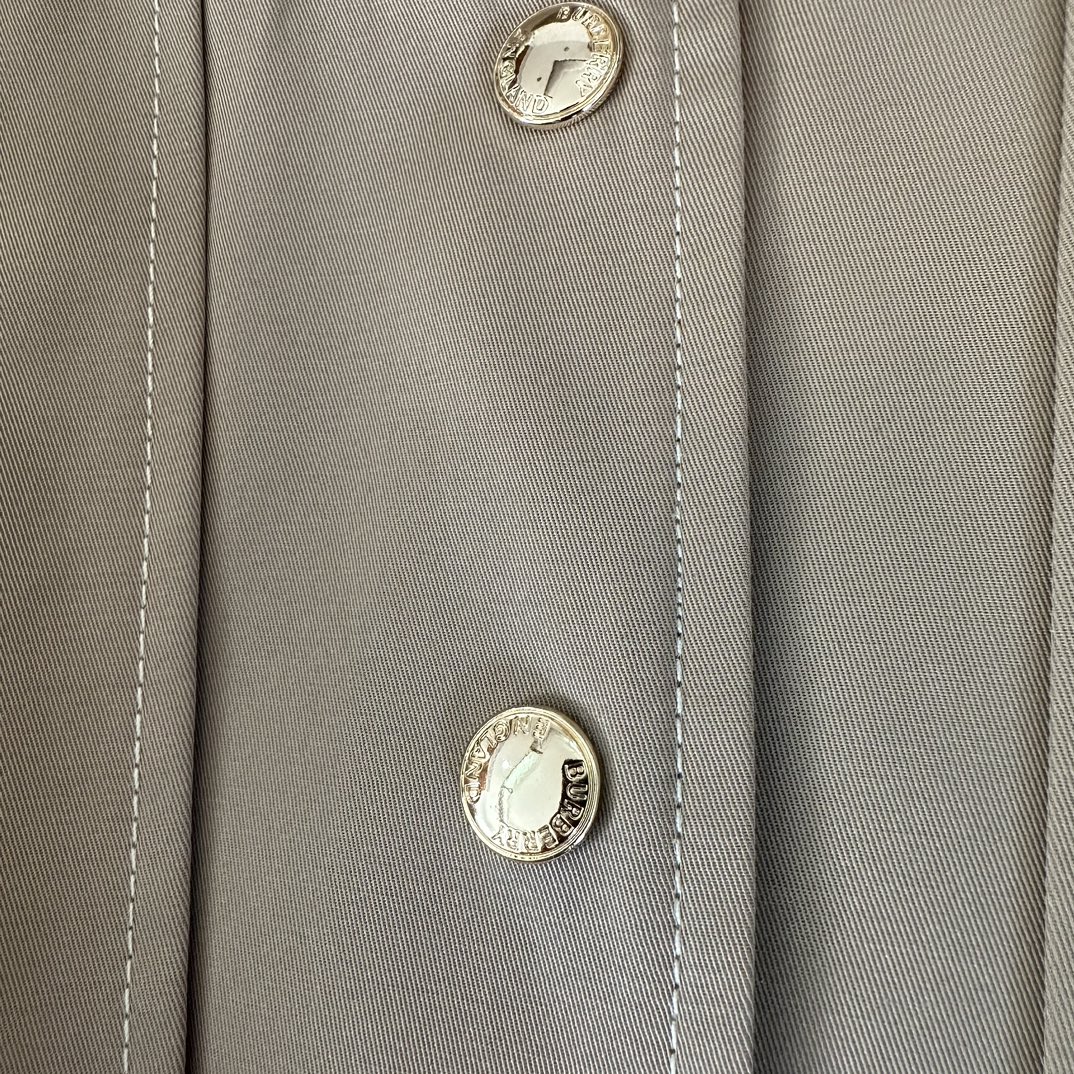 博柏利 Burberry 高级成衣风衣外套及大衣服饰 #02151AE6 5