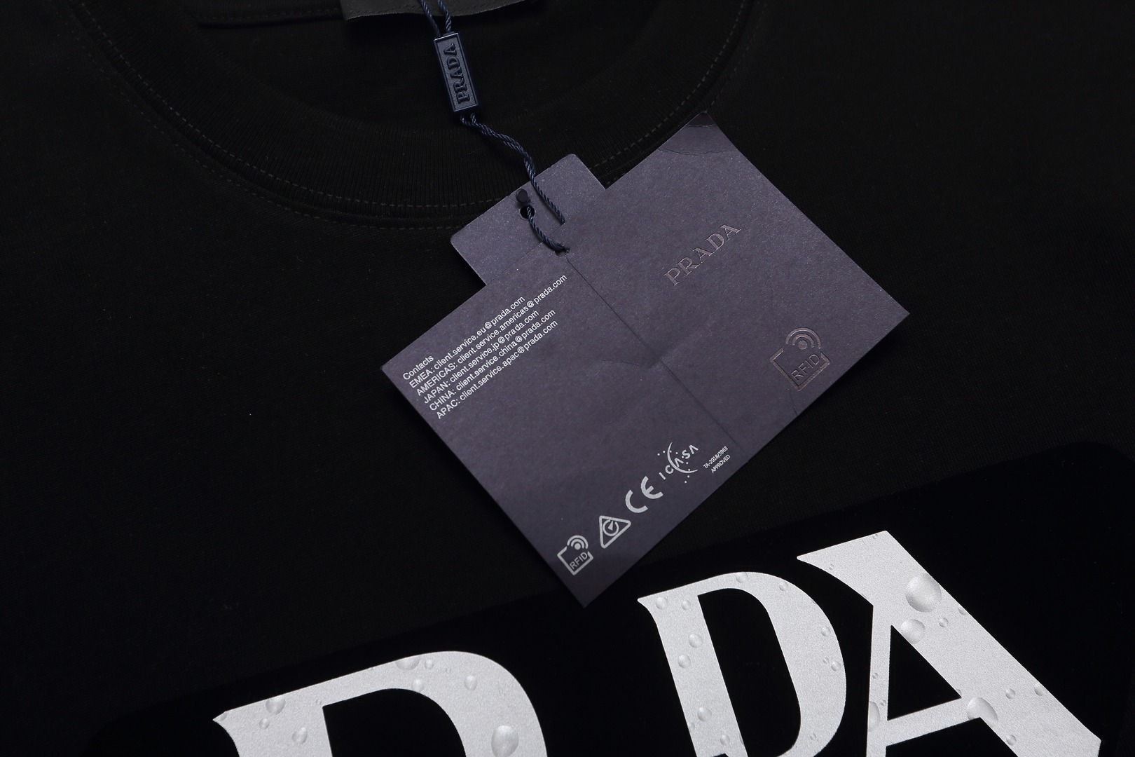 Prada/普拉达 植绒金属发泡膜短袖T恤 黑色 白色