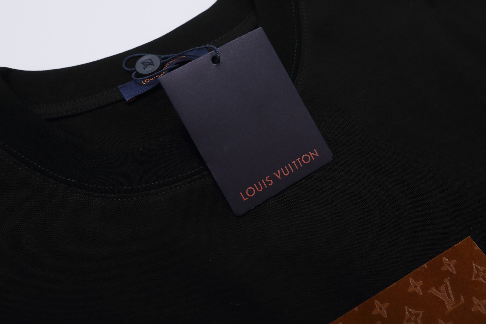 Louis Vuitton/路易威登 植绒立体压胶Logo短袖T恤 白色 黑色