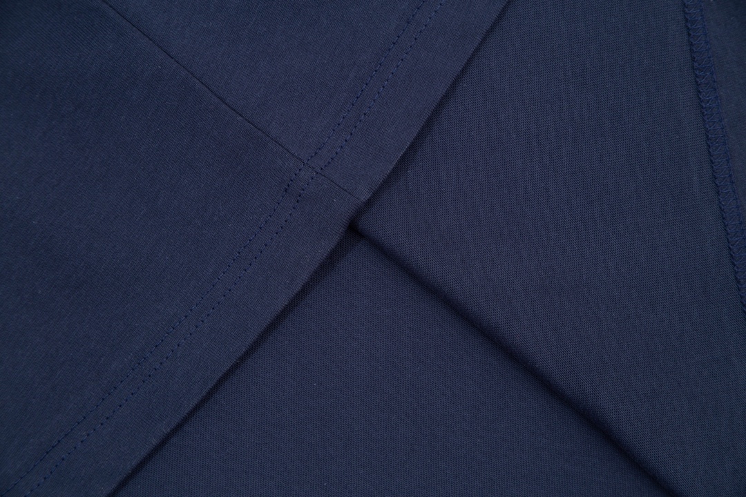 Gucci/古驰 拼色涂鸦及刺绣短袖T恤 蓝色 杏色-Chinese UA Cheap High Quatity Brand Clothes Bags handbags Sneakers wholesale wholesaler seller from China Factory suppliers Fashion Clothing Shoes best Quality Beautiful Price Gucci/古驰 拼色涂鸦及刺绣短袖T恤 蓝色 杏色