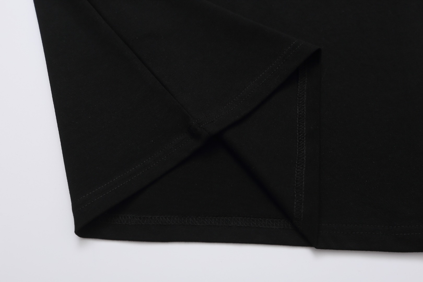 Louis Vuitton/路易威登 泼墨五彩涂鸦短袖T恤 黑色 白色