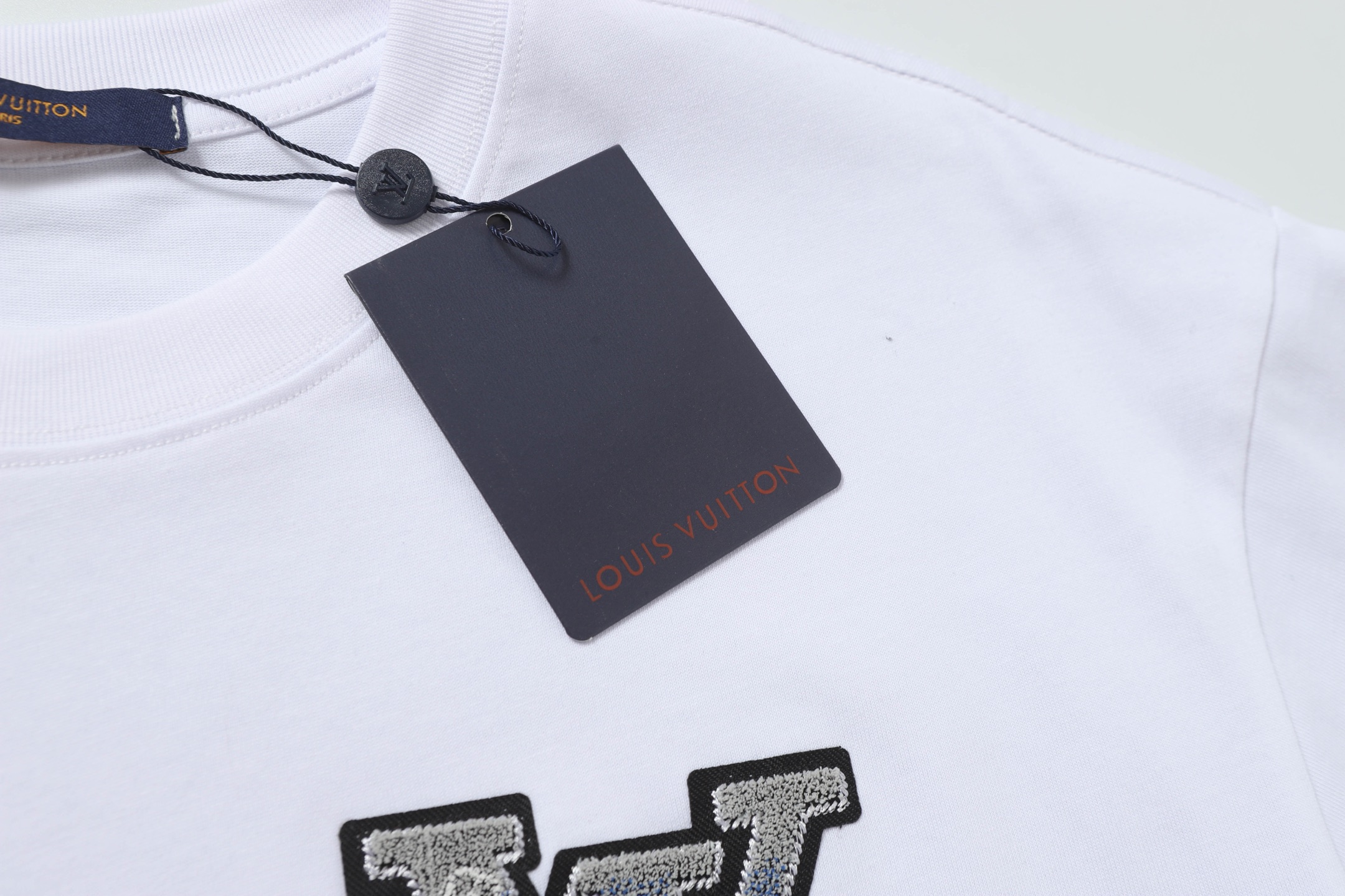 Louis Vuitton/路易威登 25ss 渐变小标牙刷绣圆领短袖T恤 黑色 白色