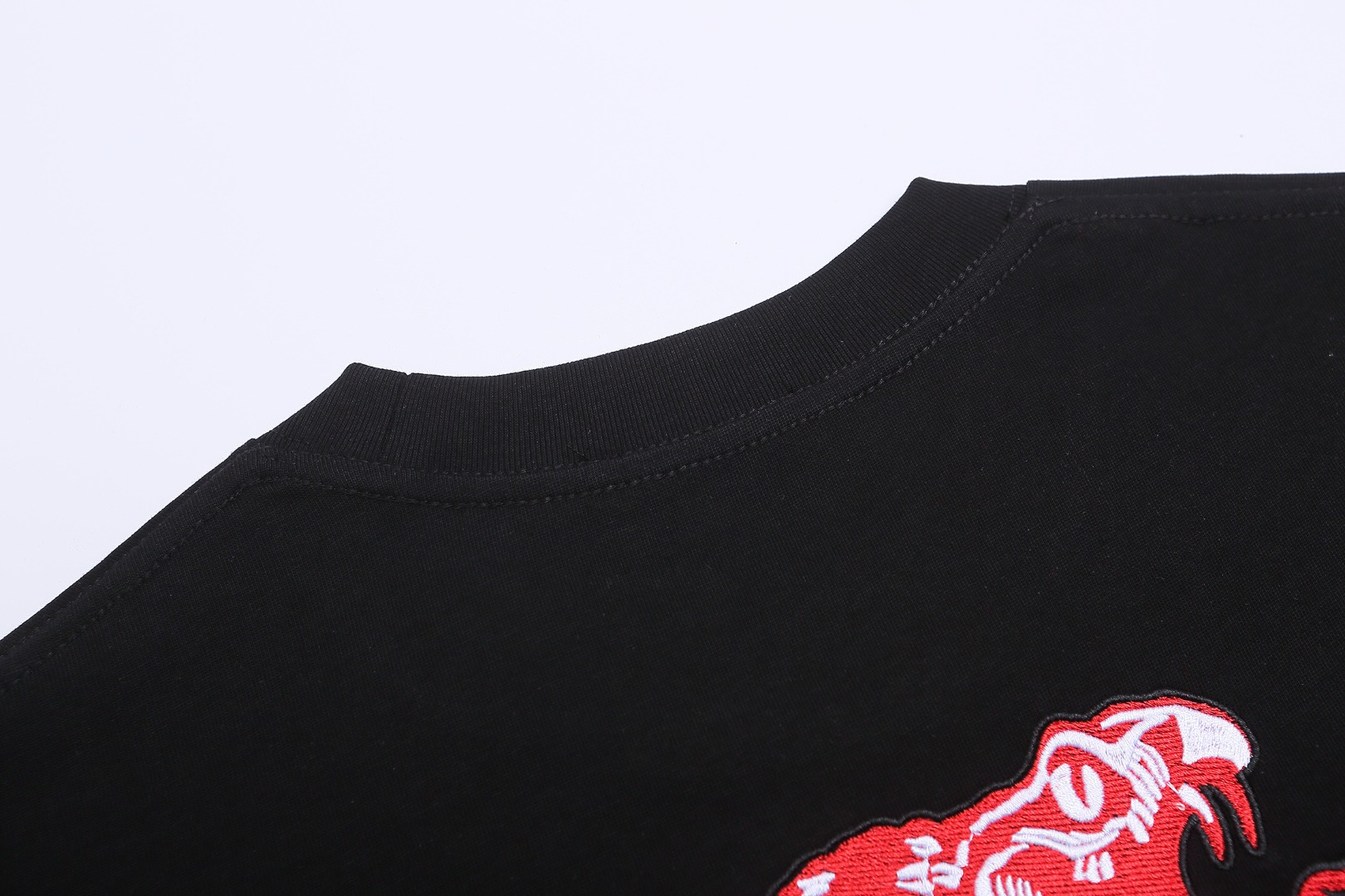 Chrome Hearts/克罗心 25ss 蛇年限定刺绣短袖T恤 黑色 白色