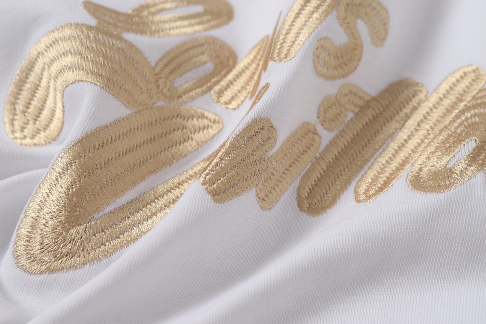 Louis Vuitton/路易威登 25ss金色编绳刺绣短袖T恤 白色 黑色