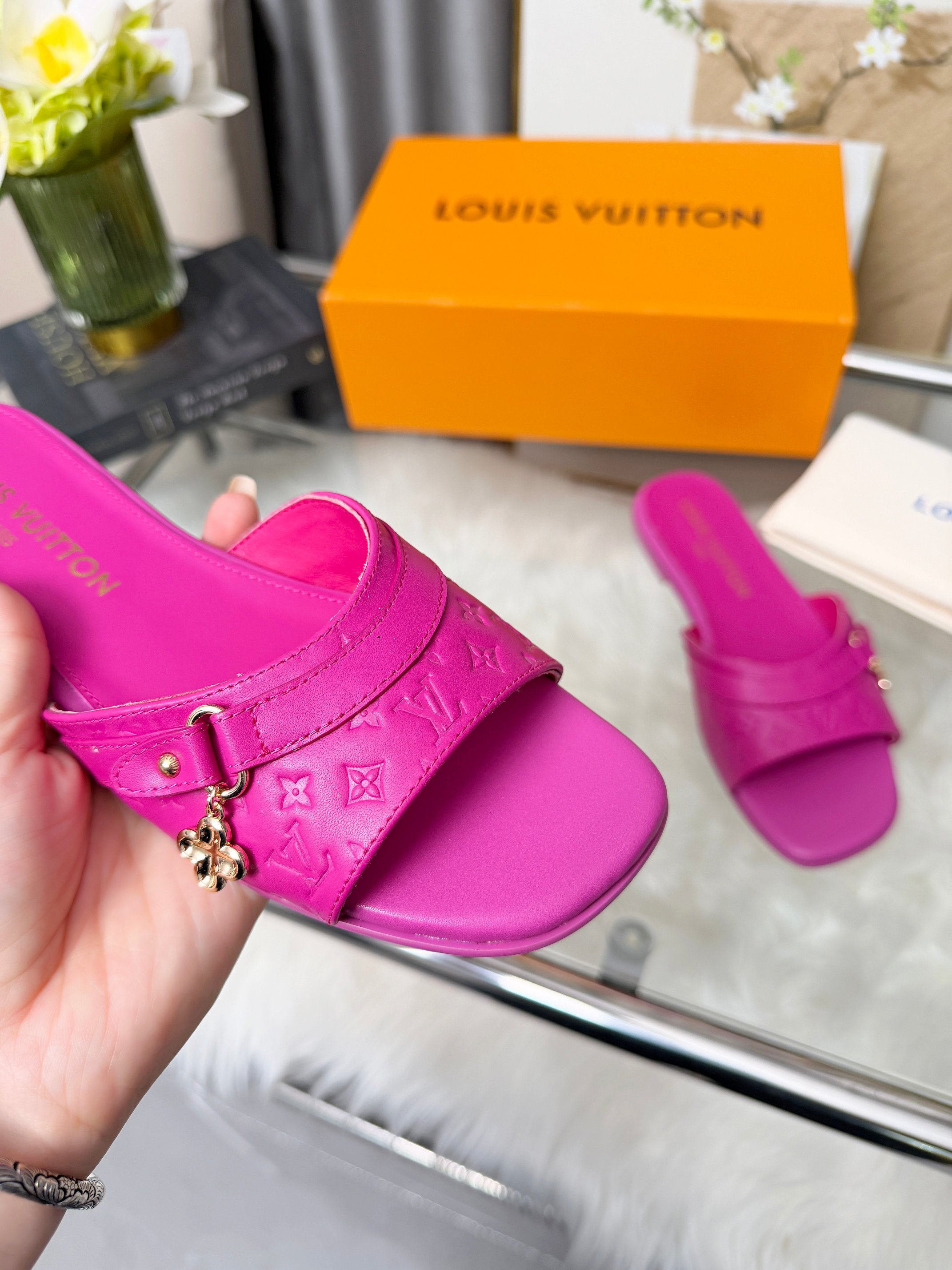LV women's shoes Louis VuittonLouis Vuitton，1:1 ， : LV ， ： ， ， :35 42 — photo 8