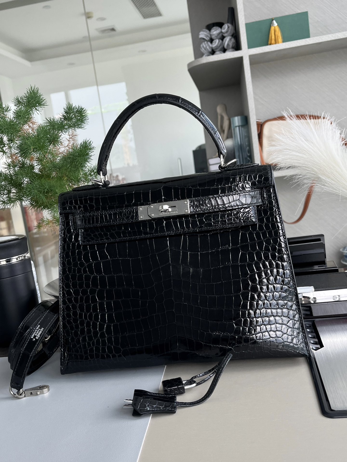 kelly32 黑色亮面野生湾鳄 银扣，一级手工缝制