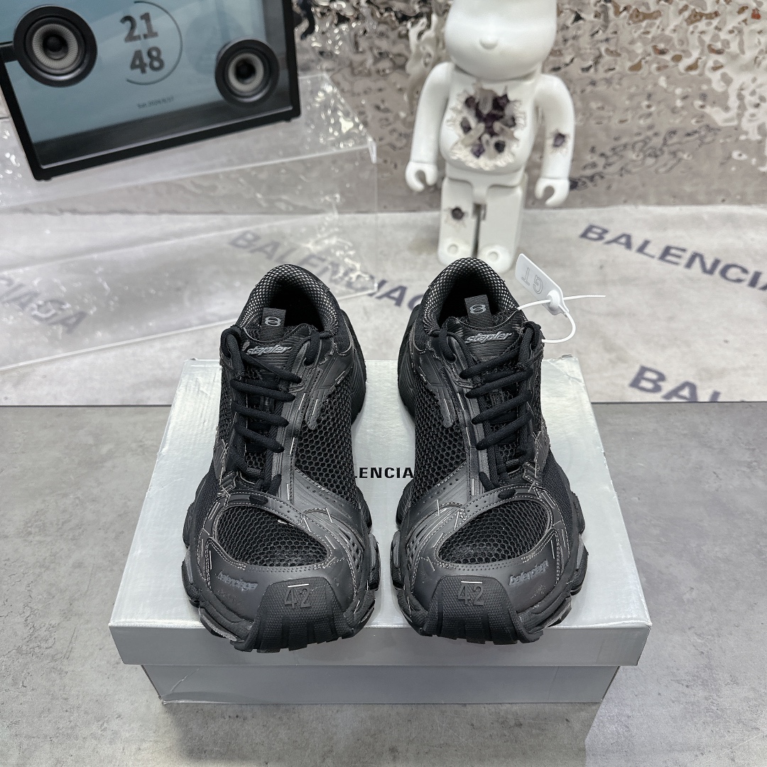 NO:236426,Balenciaga latest 11XL stapler dad shoes Balenciaga latest stapler dad shoes couples style casual sneakers 35-46, dad shoes, balenciaga, balenciaga, sneakers19860909Balenciaga最新款11XL 订书机老爹鞋 Balenciaga巴黎世家最新款订书机老爹鞋情侣款.休闲运动鞋 35-46,老爹鞋,balenciaga,balenciaga,sneakers,Women's Shoes