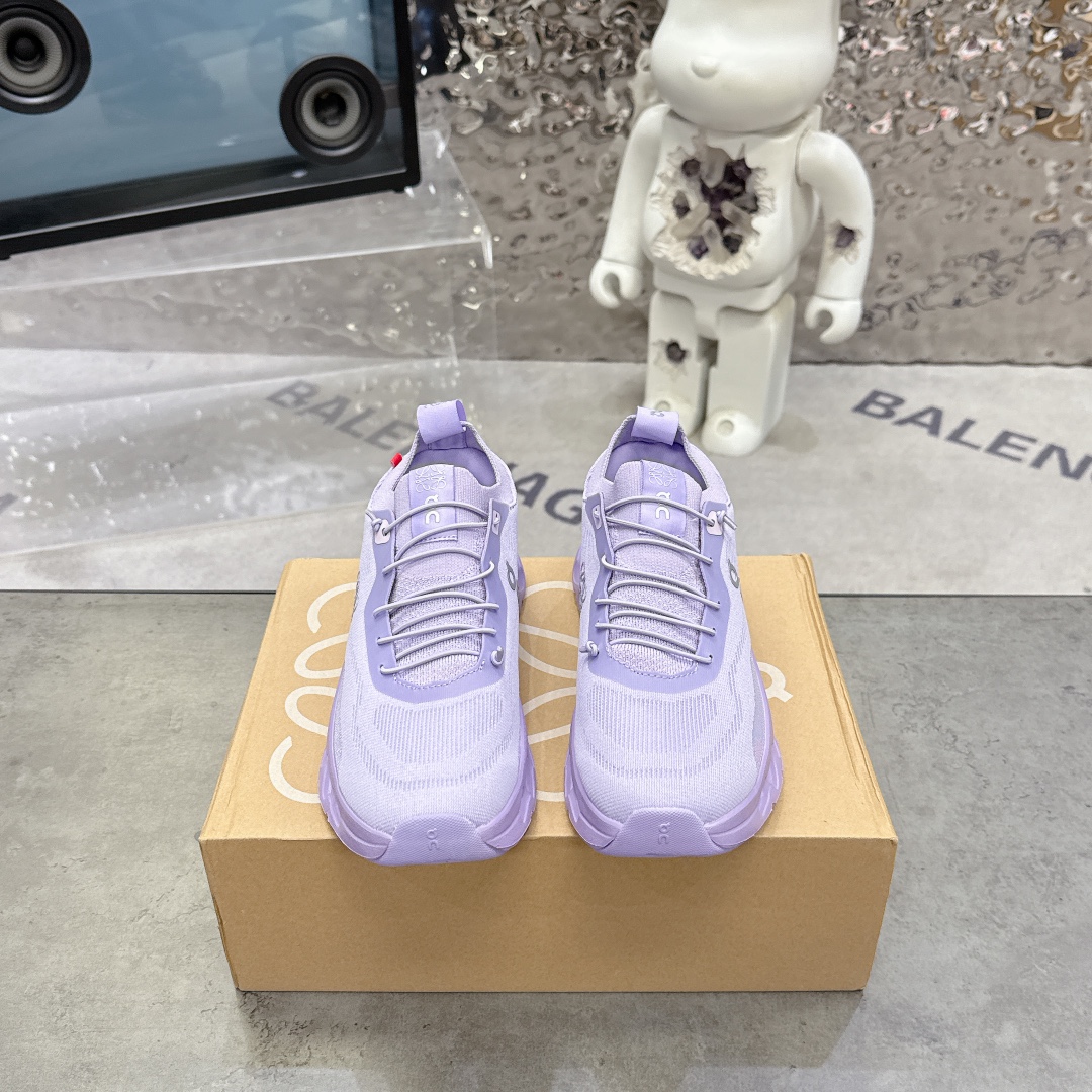 NO:442392,on angpa cloudventure Loewe sports shoes upgraded version # using ergonomic ultra-thin breathable mesh upper material # with hollow cloudtec technology foam cushioning (4.5cm cm) thickened midsole # external wear-resistant non-slip rubber bottom to create waves for runners, from Swiss sports brand-on angpa running cloudsurfer road Rode series low top thick sole lightweight and comfortable multifunctional casual sports jogging shoes Size 36 37 38 39 40 41, casual shoes/sports shoes, loewe, sneakers19860909on昂跑cloudventure Loewe运动鞋 升级版#采用人体工程超薄透气网织布鞋面材质#搭镂空cloudtec科技泡棉缓震(4.5cm厘米)加厚中底#外置耐磨防滑橡胶底片,为跑者造浪,来自瑞士运动品牌-昂跑on running cloudsurfer road 罗德系列低帮厚底轻量舒适多功能休闲运动慢跑鞋 尺码36 37 38 39 40 41,休闲鞋/运动鞋,loewe,sneakers,Women's Shoes