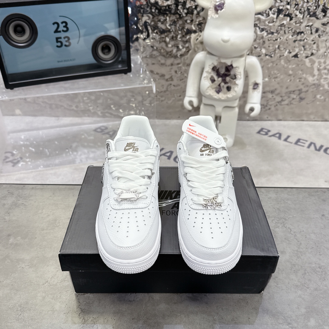 NO:469189,Nike Air Force 1 Low Metal Logo Casual Board Shoes Official Synchronization Original Level Original Last Original Cardboard Create a Pure Air Force Edition # Focus on Foreign Trade Channels Built-in Honeycomb Air Cushion # Original Box Accessories Original midsole steel stamp, pull-up perfect Size 36 36.5 37.5 38 38.5 39 40 40.5 41 42 42.5 43 44 45, Casual Shoes/Sneakers, Sneakers19860909Nike Air Force 1 Low 空军一号 金属Logo 休闲板鞋官方同步 原装级别 原楦头原纸板 打造纯正空军版型#专注外贸渠道 全掌内置蜂窝气垫 #原盒配件 原厂中底钢印、拉帮完美 尺码36 36.5 37.5 38 38.5 39 40 40.5 41 42 42.5 43 44 45,休闲鞋/运动鞋,sneakers,Women's Shoes