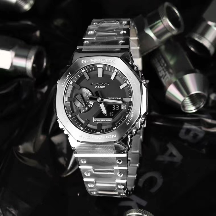 255💰（编号0031）
CASIO 卡西欧 G-SHOCK时尚潮流运动男士腕表金属八角表 GM-B2100D-1APRT
劲酷「金属八角」，助力释放高阶潜能
G-SHOCK推出全新【金属八角】GM-B2100系列腕表，在不同工艺的交错组合下，坚韧风格与先锋态度在此碰撞。金属外观结合八边形造型彰显经典格调，多种抛光技术打磨，流淌质感光泽;搭配同色金属表带，锻造腕间格调。
日本西铁城机芯，小针可动，性能稳定，正品1:1 开模，原版树脂表带，手感、重量、质感秒杀普通货，好货耐造，经过专业QC质检，做工保证，专柜六件套包装
颜色：银色
