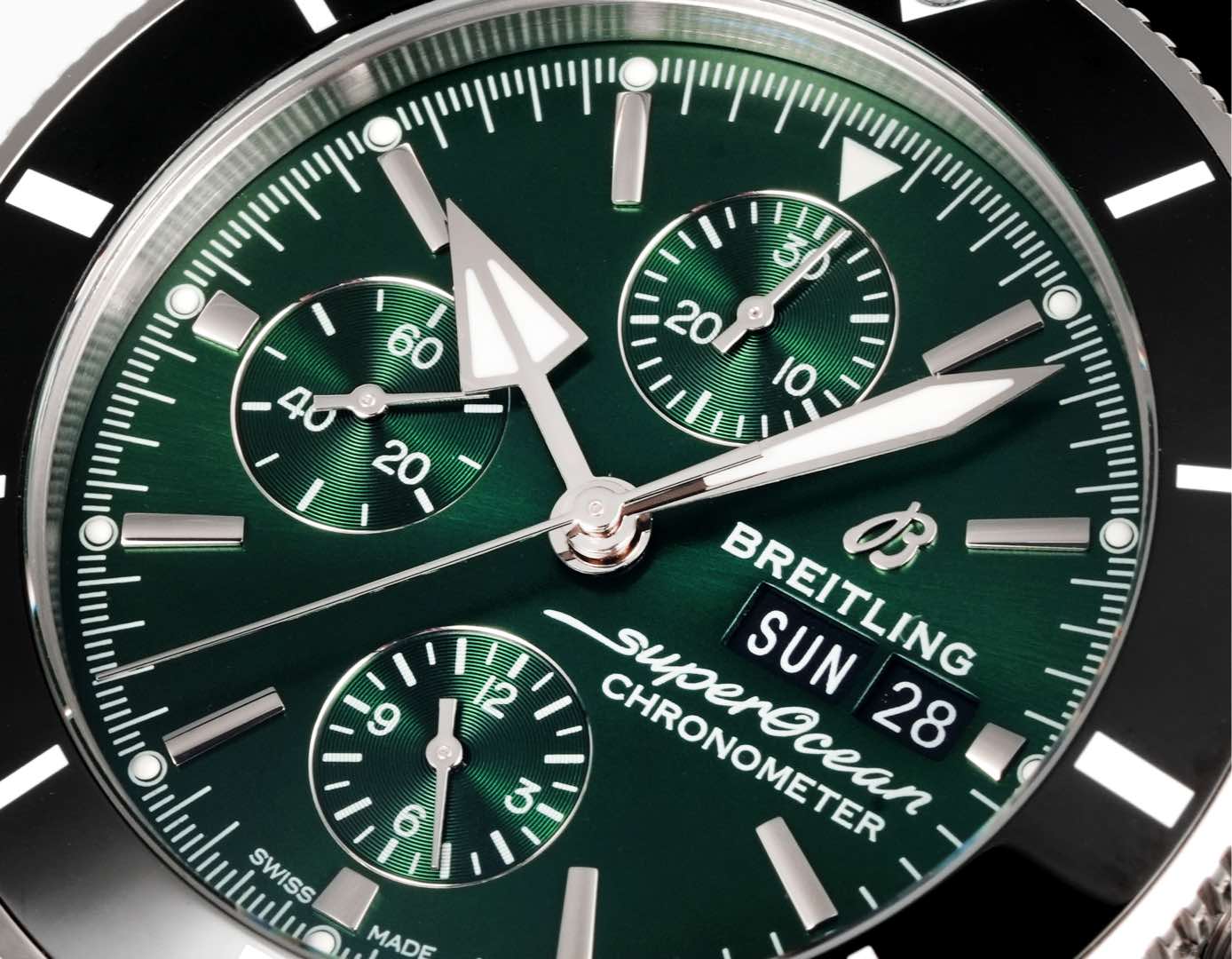 Title: BLS V2 Edition Watch Review: 100-Year Spirit, Ocean Culture Design, and Functional Features. Summarized: New 100-year spirit watch with ocean culture design, functional features - 图片 3