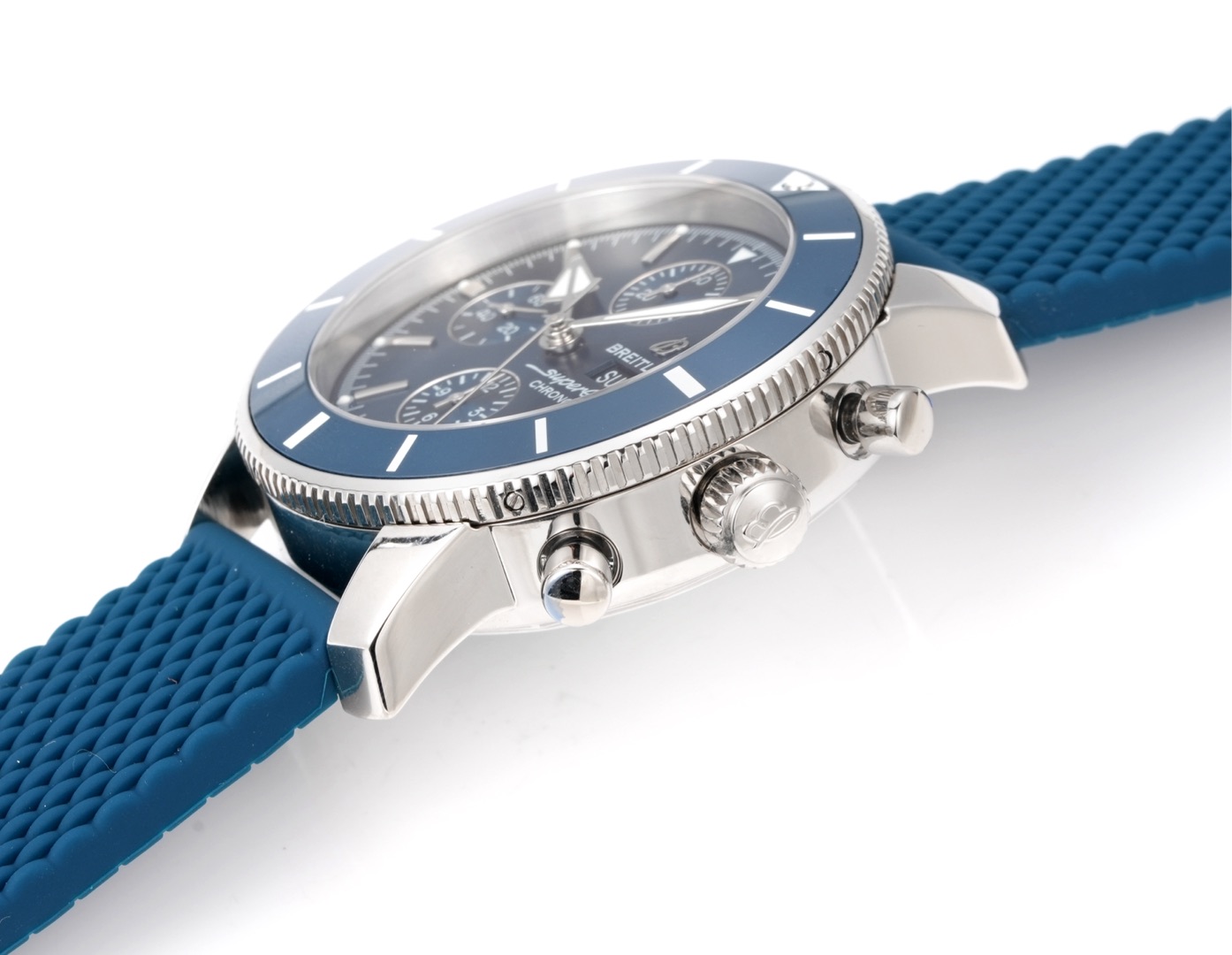 Title: BLS V2 Double Calendar Watch Review: 100-Year Spirit, Ocean Culture, and Time Functions Summary: The BLS V2 watch features a durable design, panda clock, and classic - 图片 6