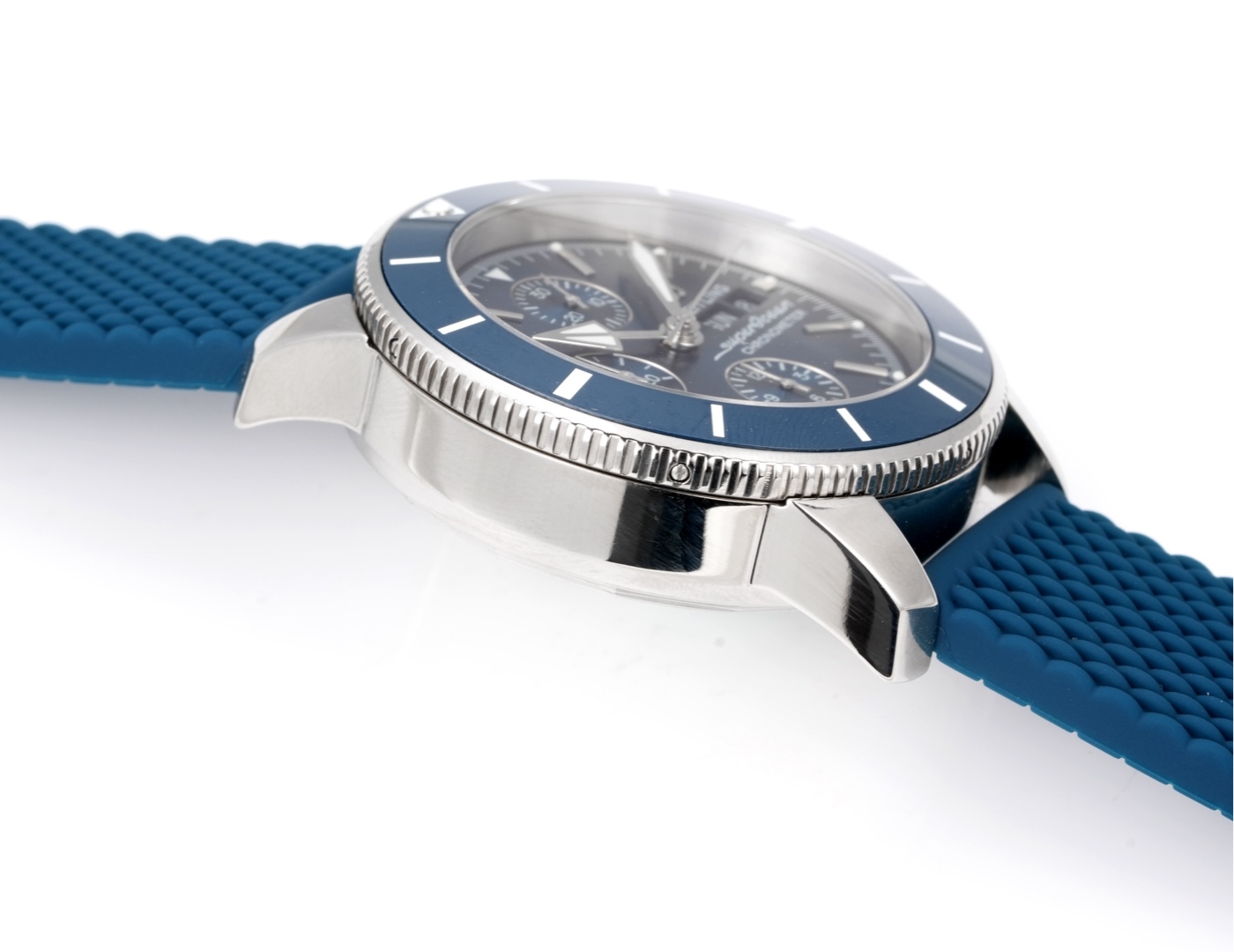Title: BLS V2 Double Calendar Watch Review: 100-Year Spirit, Ocean Culture, and Time Functions Summary: The BLS V2 watch features a durable design, panda clock, and classic - 图片 7