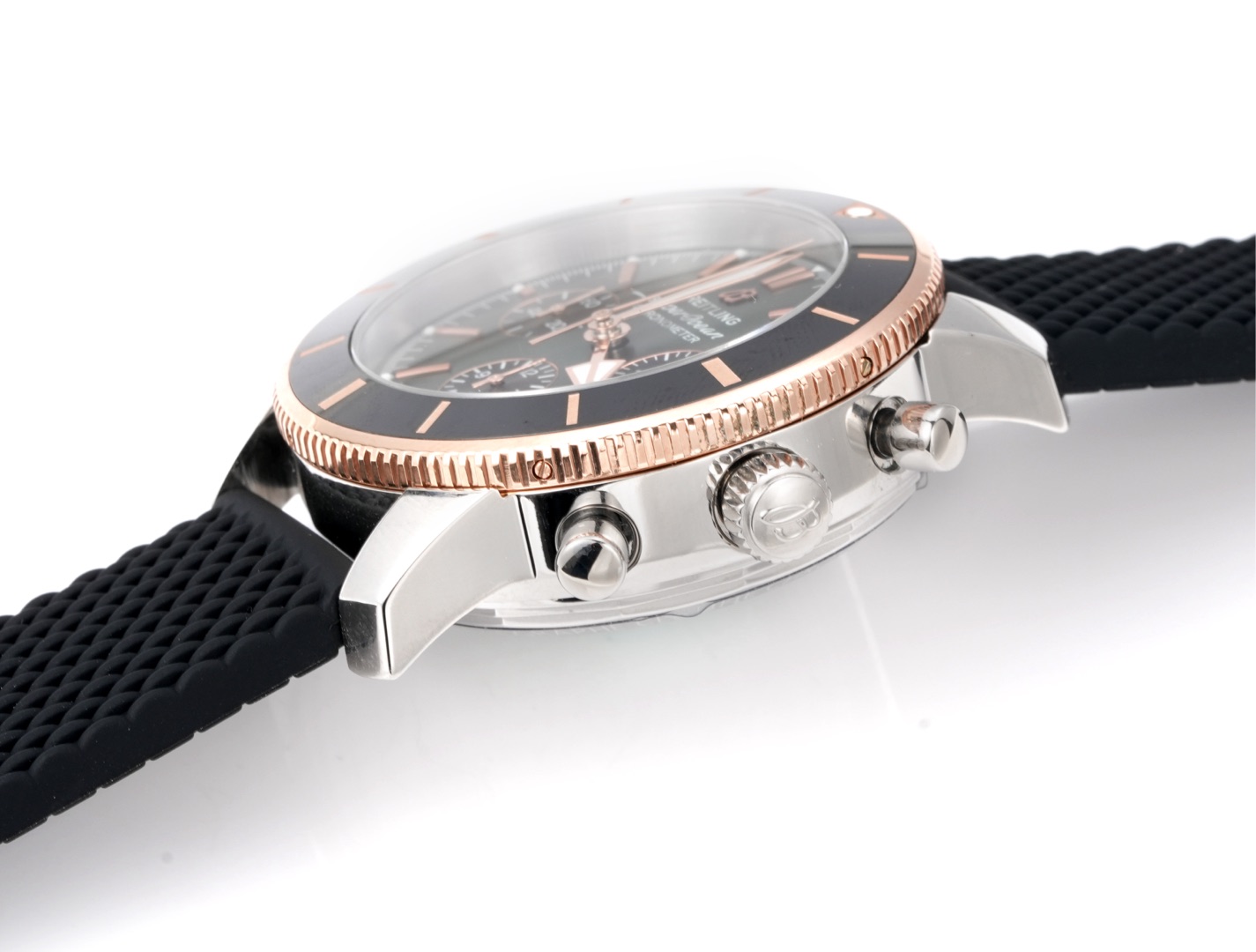 Breitling Super Ocean Chronography 46: 100-Year Spirit and Ocean Culture Timepiece with Unique Features - 图片 6