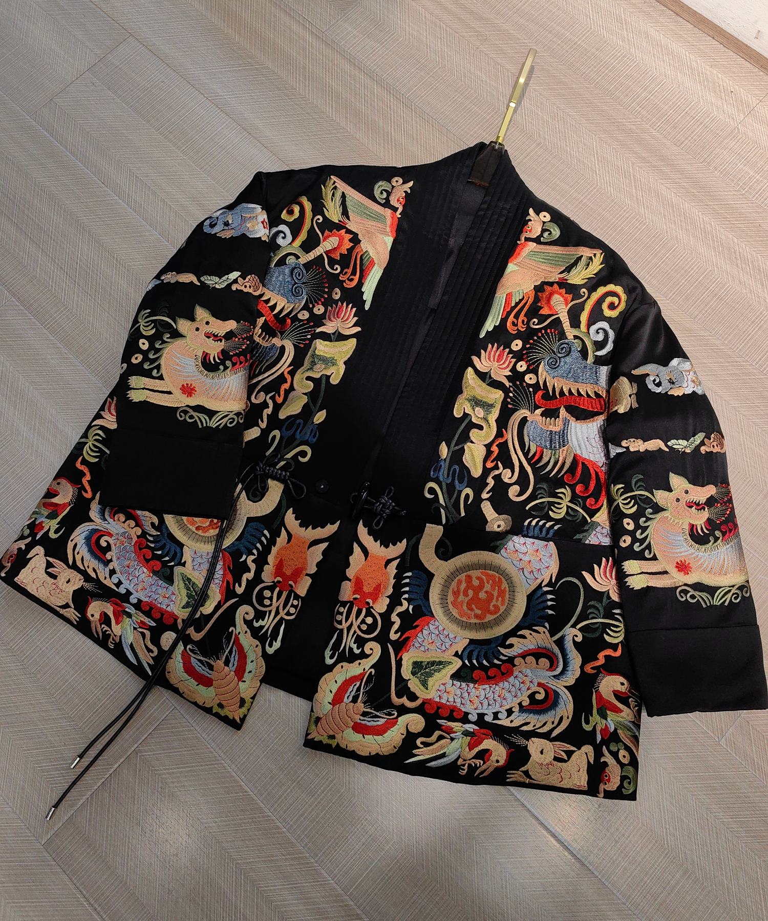 High-Quality Female Clothes with Dust Bag DG: New Acid Fabric Cotton Jacket in SMLXL Sizes
