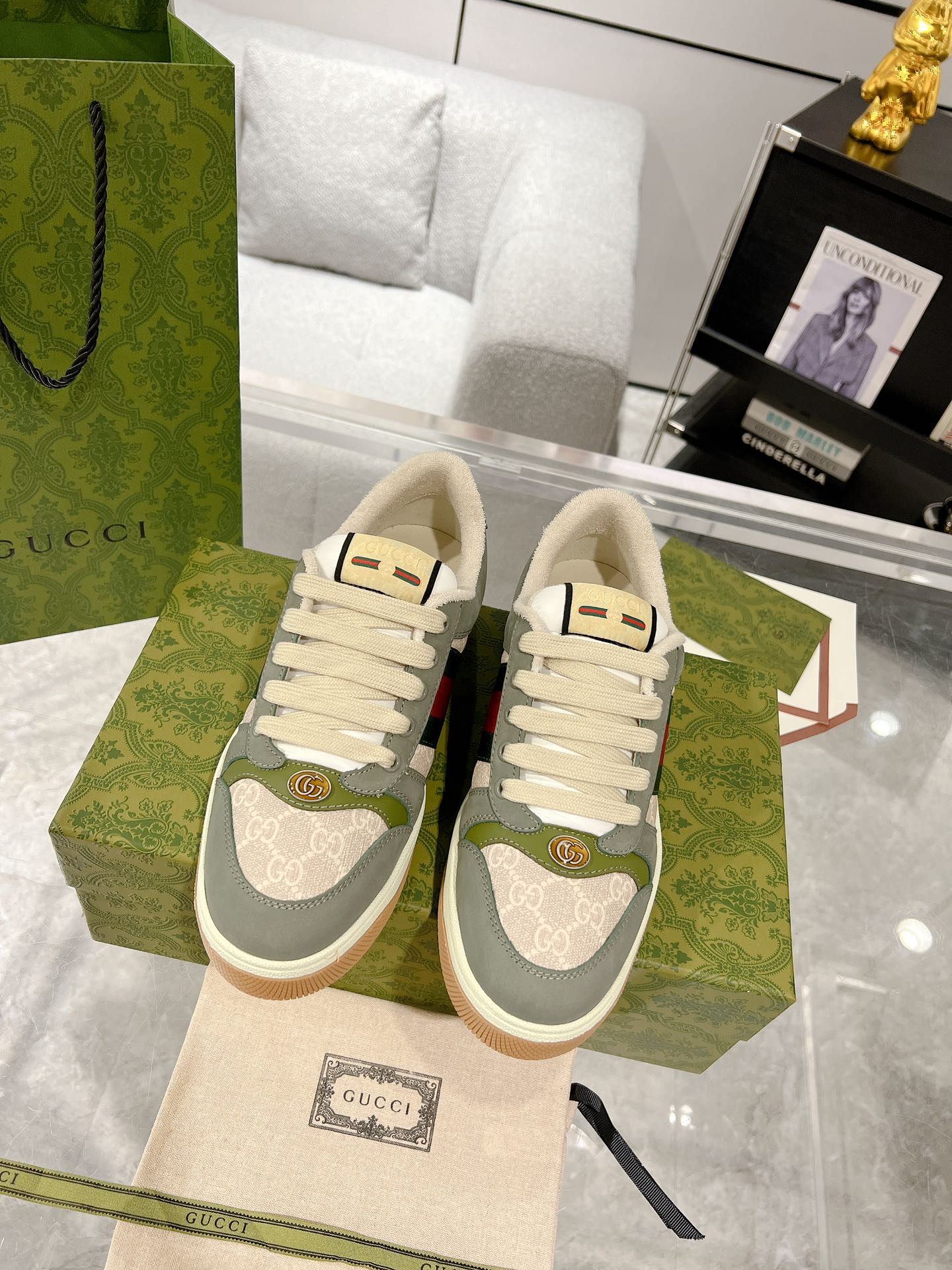 NO:168557,New color Gucci small dirty shoes Genuine grade Invincible version Real shot without PS is perfect Size: 35-44, casual shoes/sports shoes, gucci, sneakers19860909新配色Gucci小脏鞋 正品级 无敌版本 实拍无ps 太完美了 码数:35-44,休闲鞋/运动鞋,gucci,sneakers,Women's Shoes