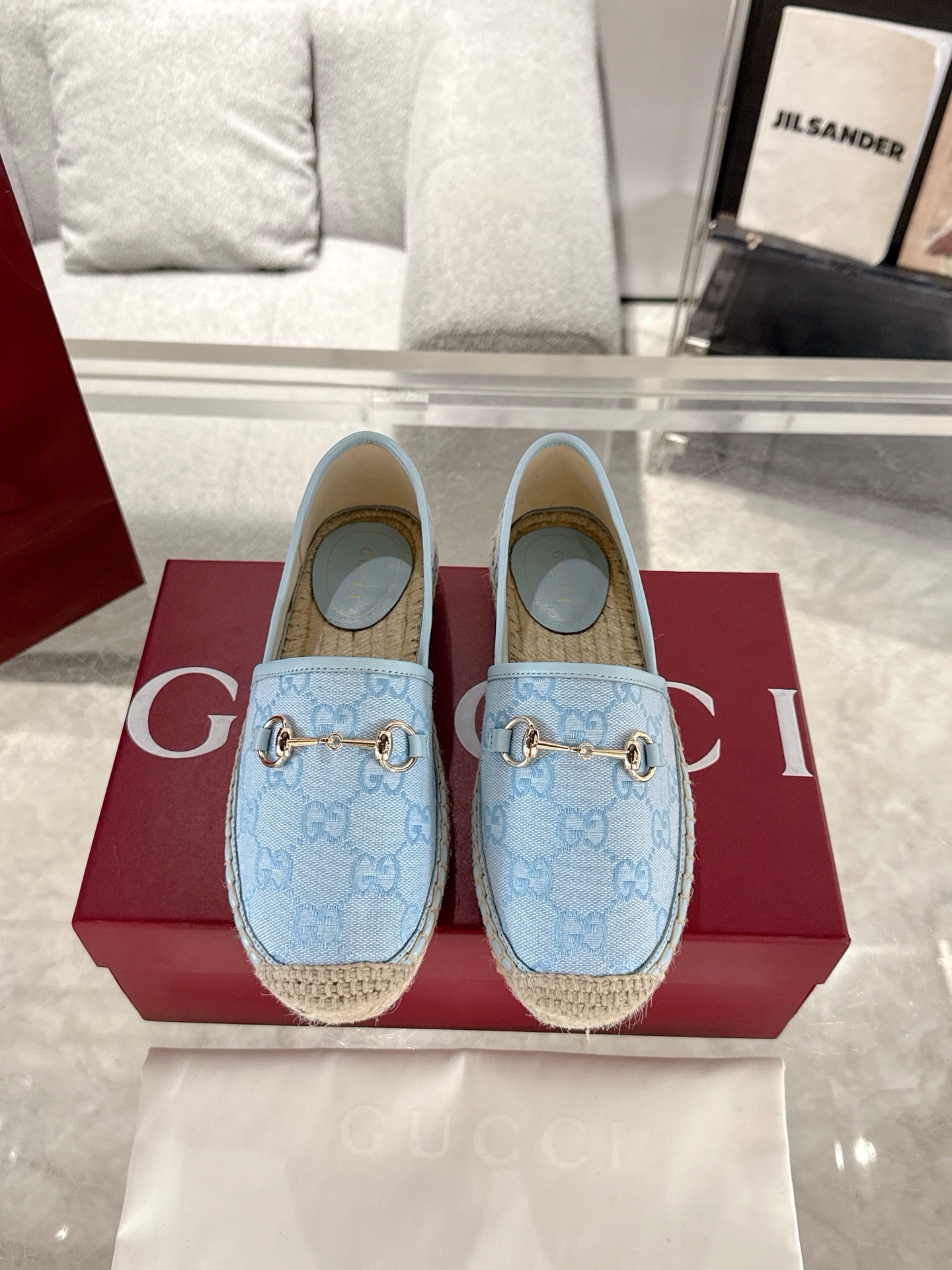 NO:232550,Gucci fisherman shoes are finally here. Counter synchronization. The must-have single items in summer have been completely disconnected. Exclusive purchase version one-to-one mold opening shipment code 35-40, fisherman shoes, gucci, espadrilles19860909Gucci渔夫鞋终于来了 专柜同步 夏天必备的单品专柜已经全线断码 独家买版一比一开模出货码数35-40,渔夫鞋,gucci,espadrilles,Women's Shoes