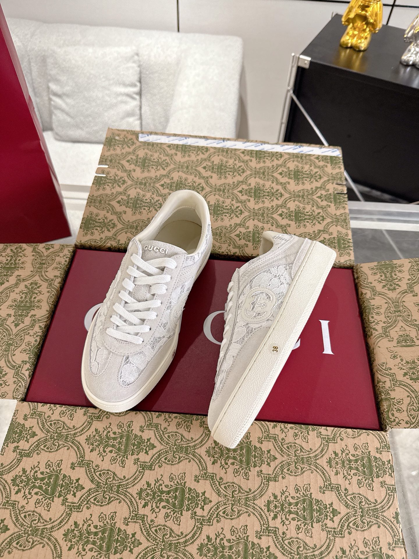 Gucci Women's Lace and Suede Sneakers with Interlocking G - White 4 i1747764878811 700 0 2