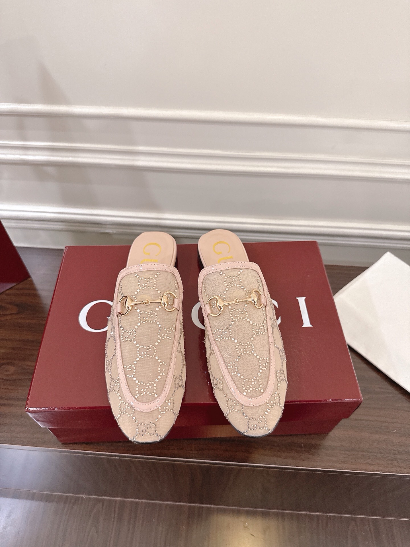 Gucci Women's Beige Horsebit Embellished Mules Slides Shoes 1 i1752079374725 1542 0 0