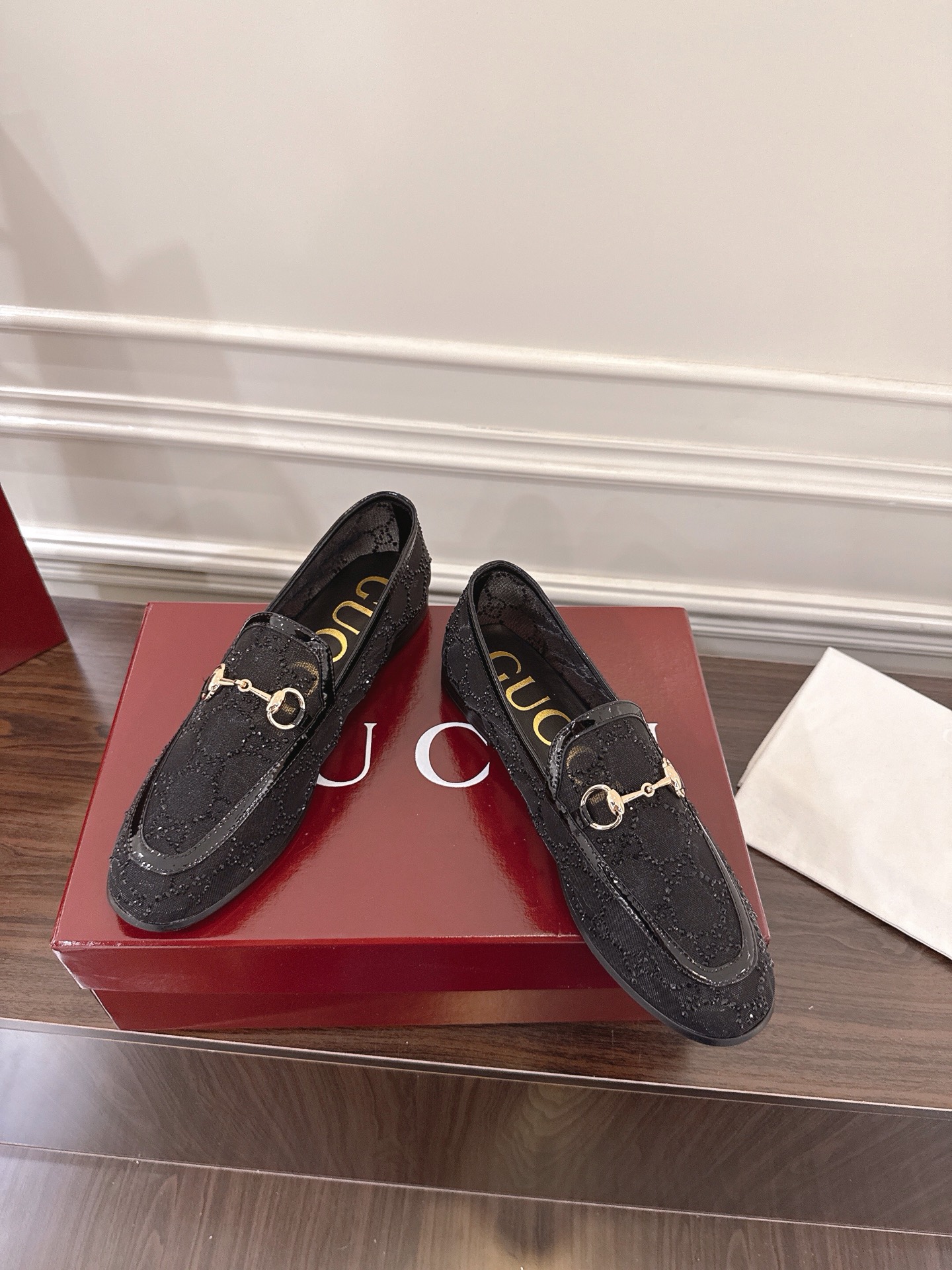 Gucci Jordaan Loafer Shoes for Women, Slip-On Style, Comfortable and Elegant 4 i1752079713198 5243 0 2