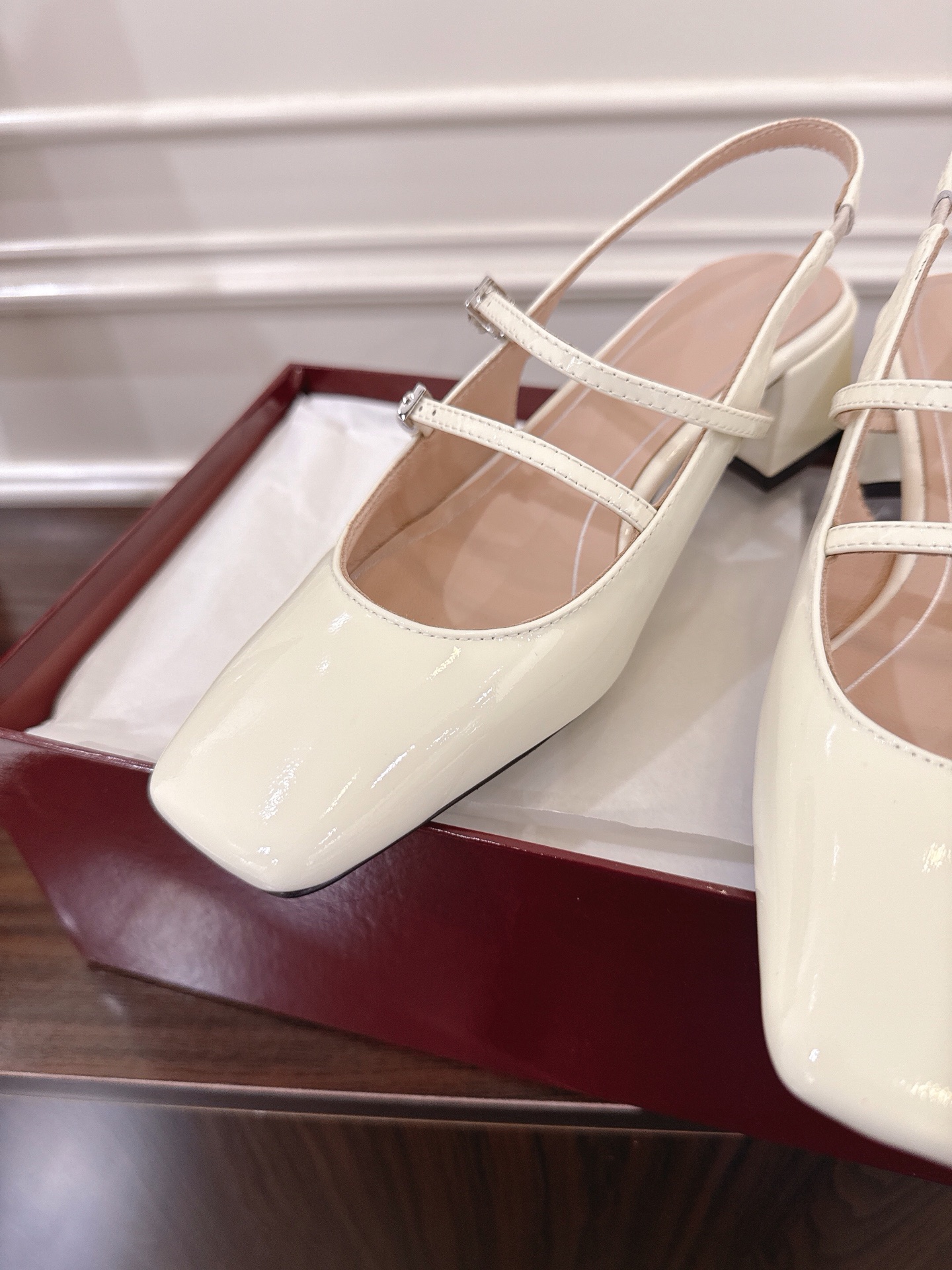 Gucci Women's Mary Jane Slingback Heels Patent Leather Ivory Size 35-42 9 i1752081503423 8088 0 7