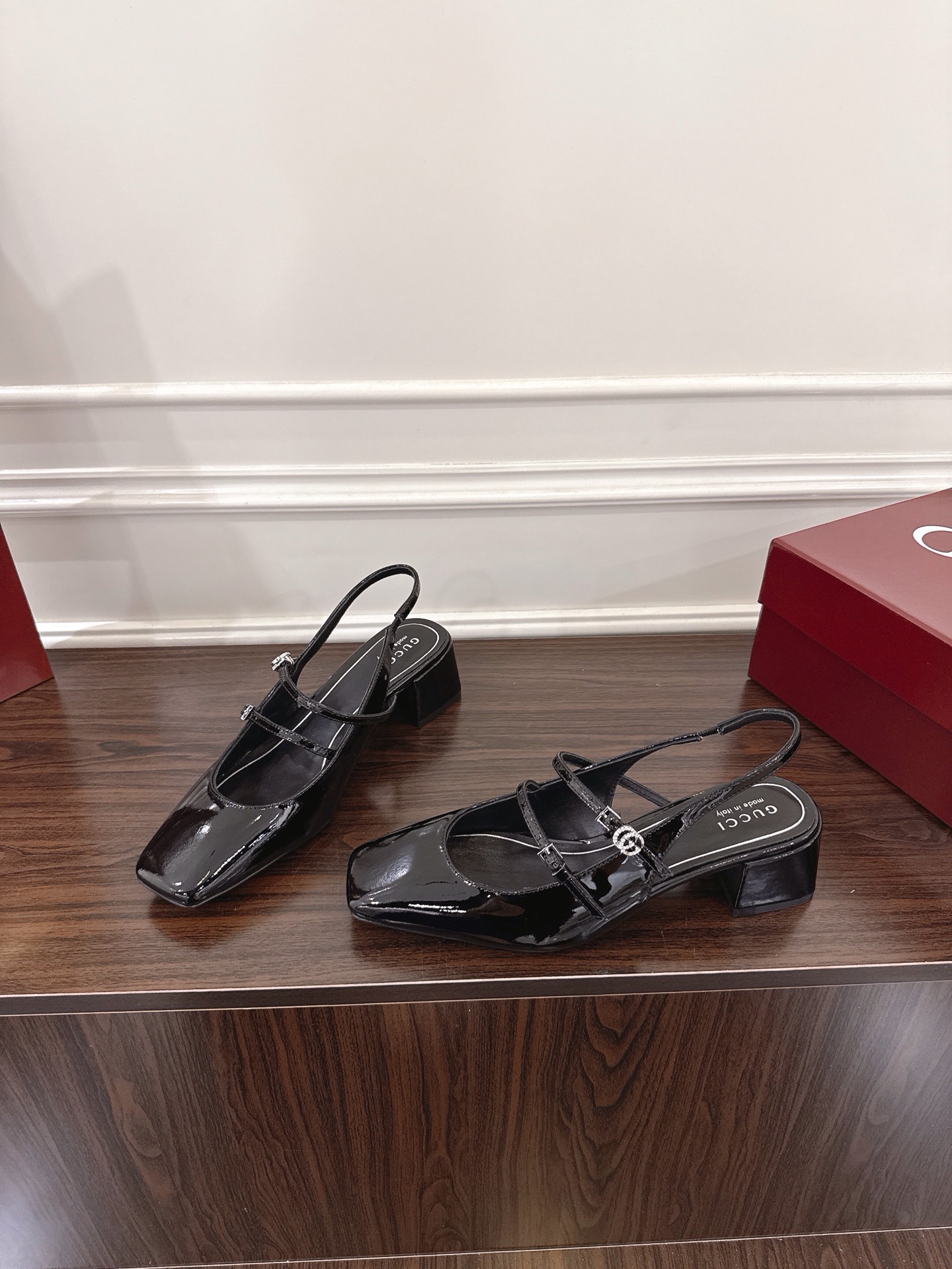 Gucci Women's Slingback Pumps Patent Leather Square Toe Heels Shoes 6 i1752082066128 6257 0 4