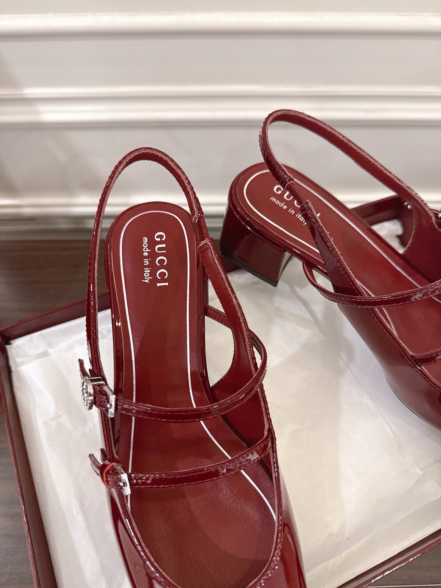 Gucci Women's Slingback Pumps - Patent Leather - Size 35-42 - Stylish Heel 7 i1752082116992 8814 0 6