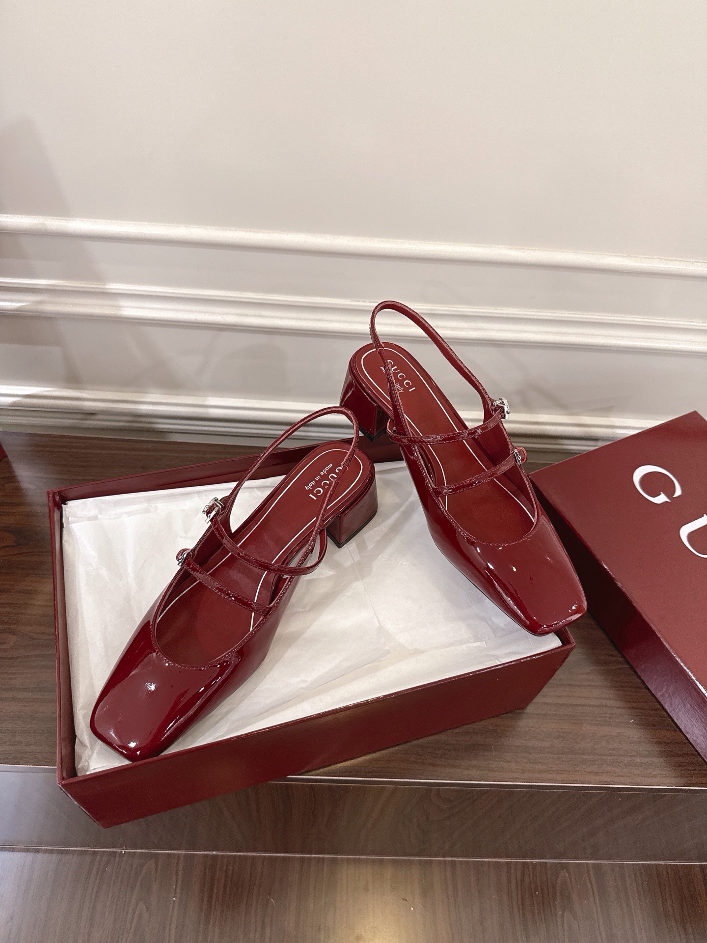 Gucci Women's Slingback Pumps - Patent Leather - Size 35-42 - Stylish Heel 6 i1752082123265 2003 0 5