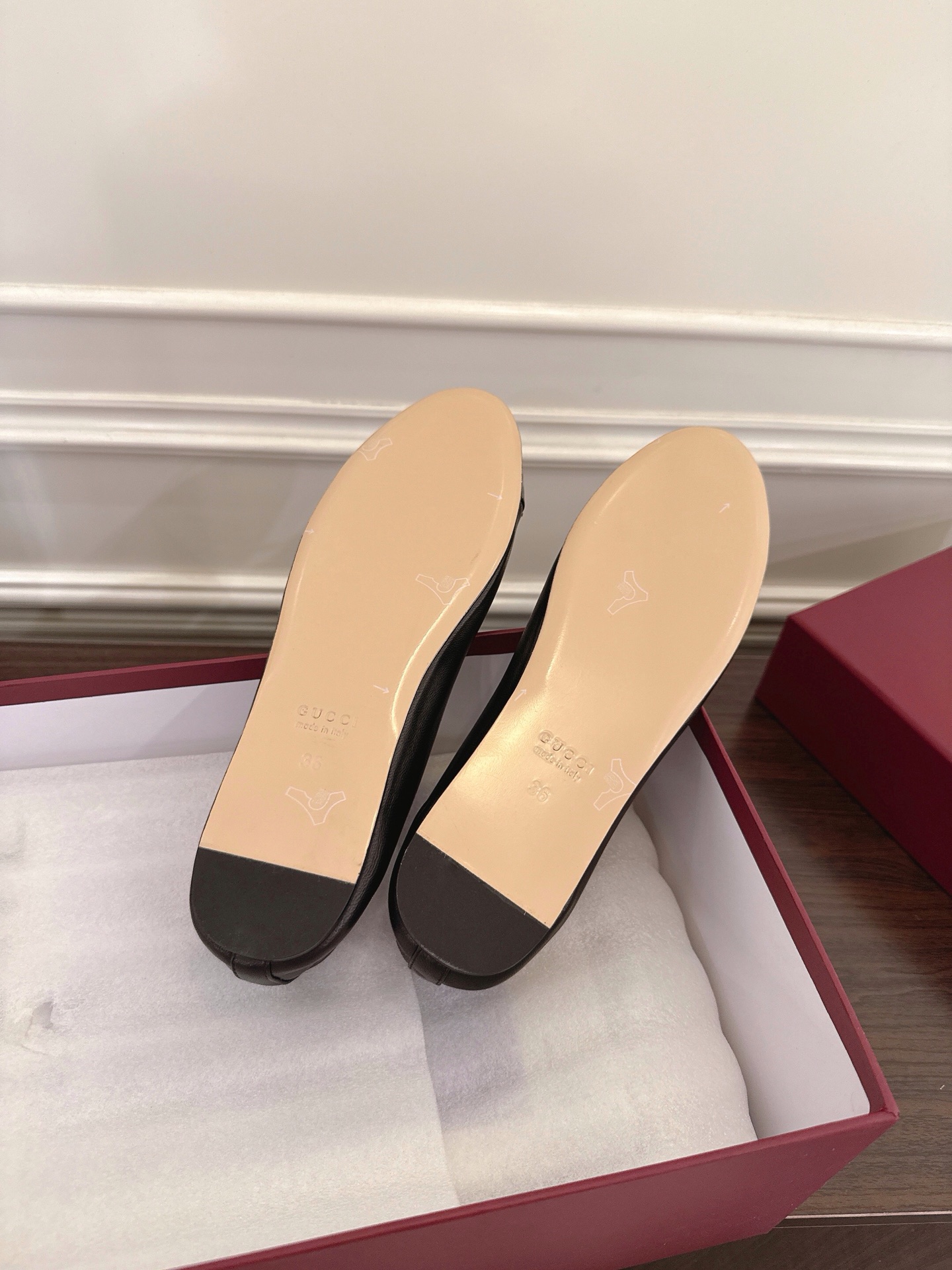 Gucci Women's Black Leather Ballerina Flats with Bow Detail - Size 35-42 9 i1752396348298 8662 0 7