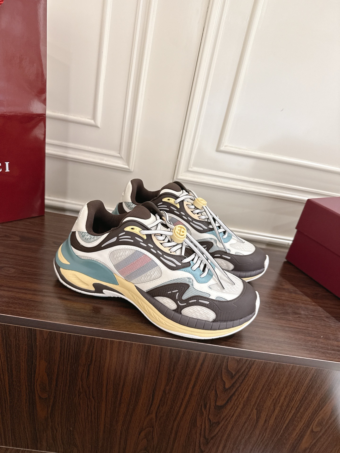 Gucci 2.0 スニーカー カップル向け ヴィンテージ スタイル